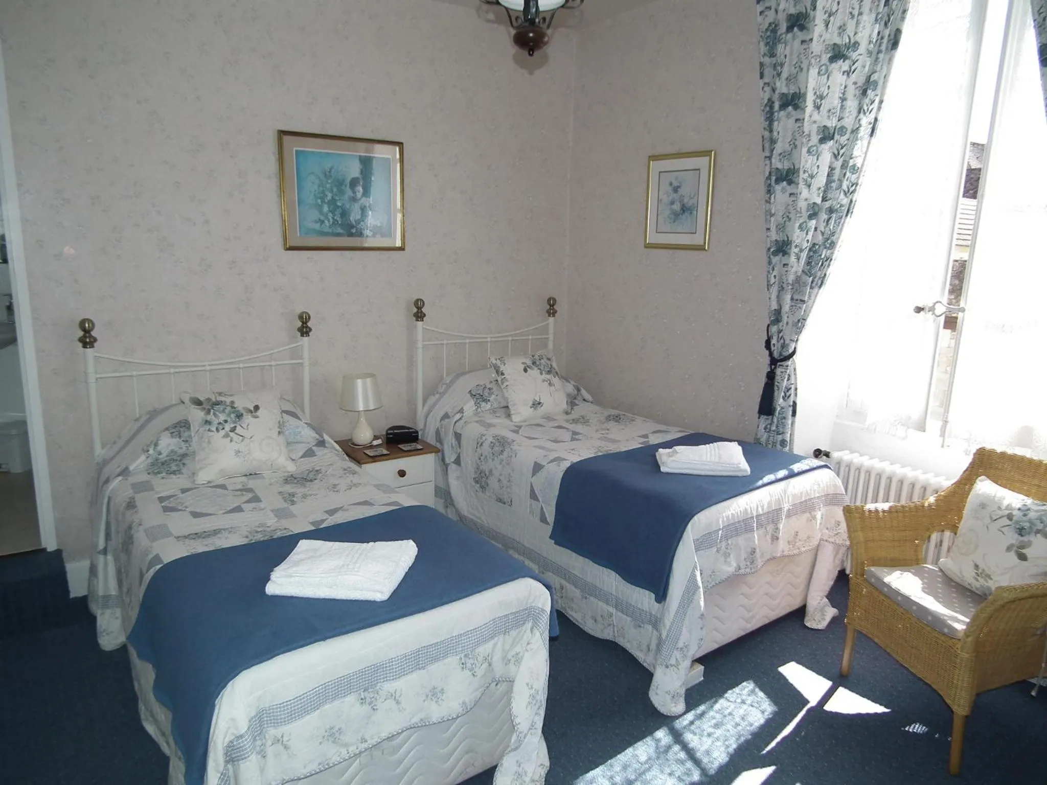 Bed in Maison de Fortitude Chambres d'hotes