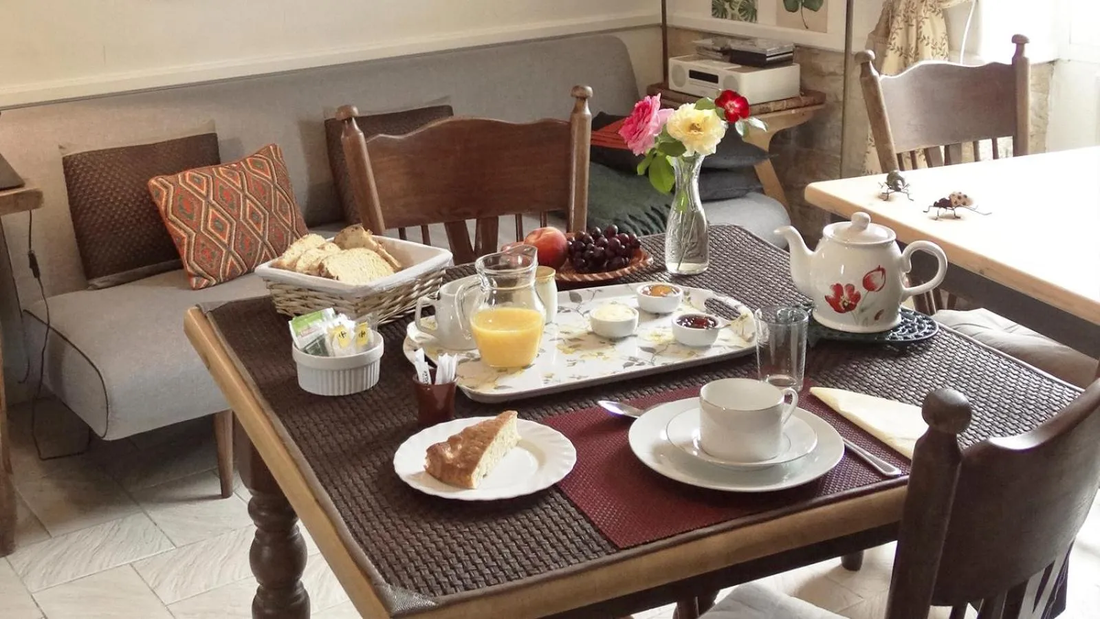 Restaurant/places to eat in Maison de Fortitude Chambres d'hotes