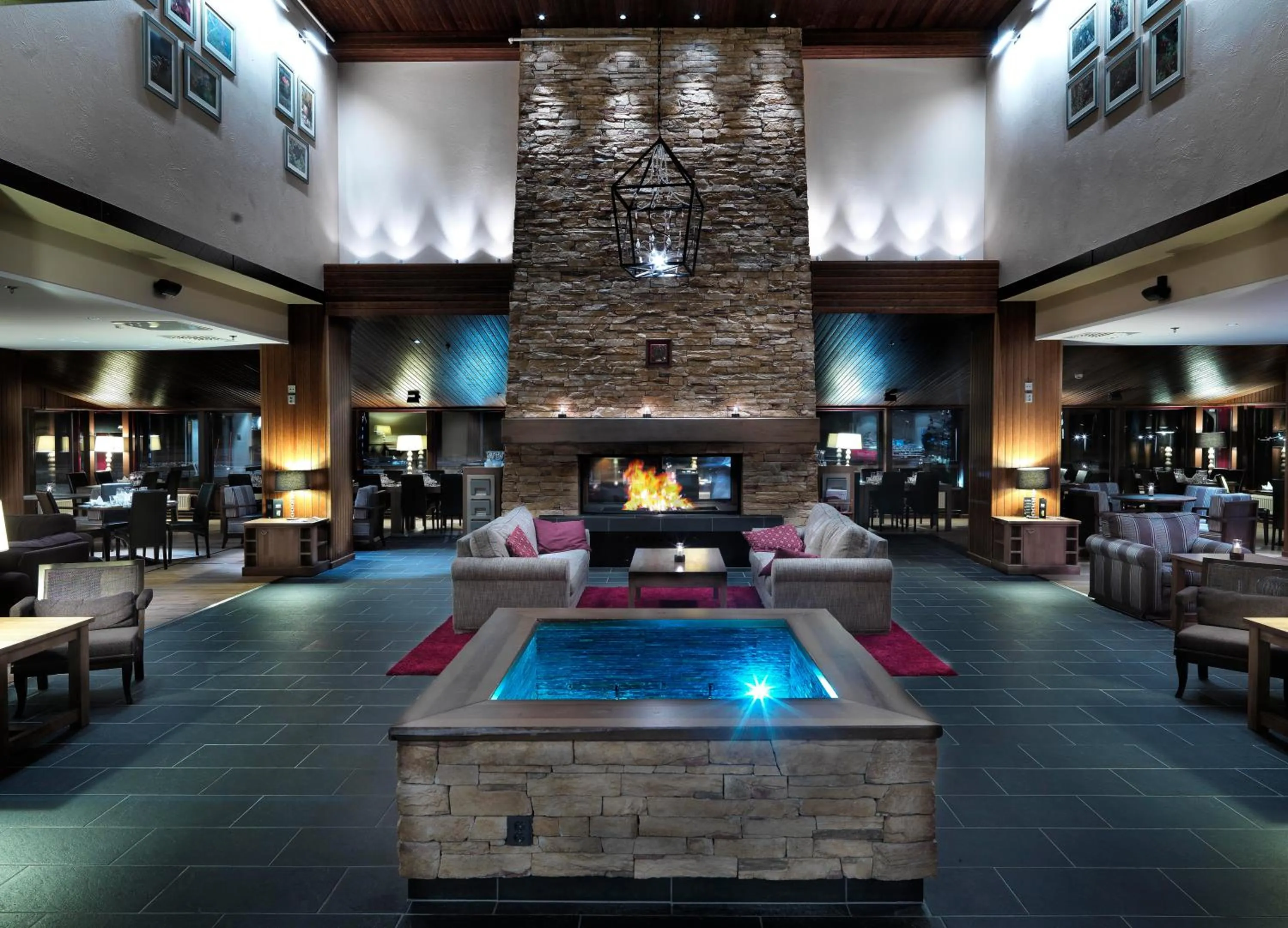 Restaurant/places to eat in Santa's Hotel Tunturi