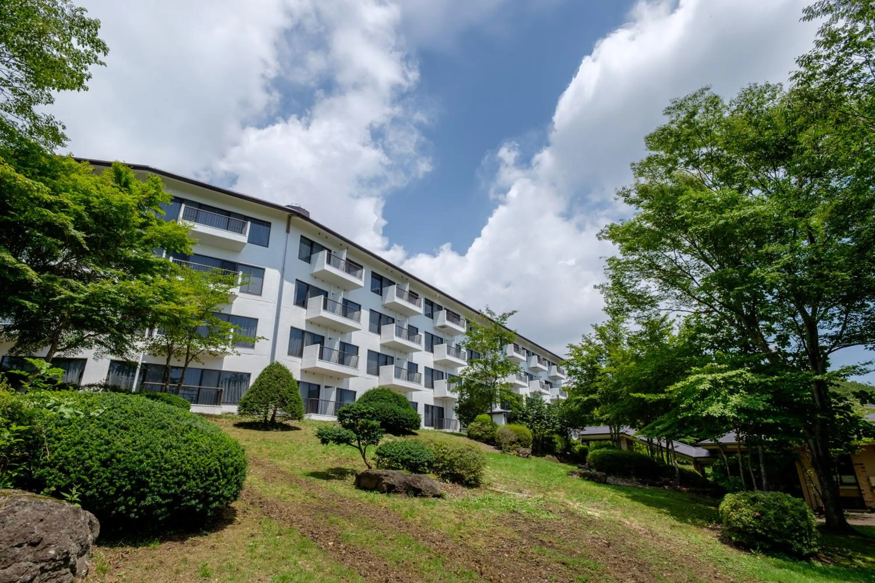 Property building in FOURTREAT plus NASUKOGEN
