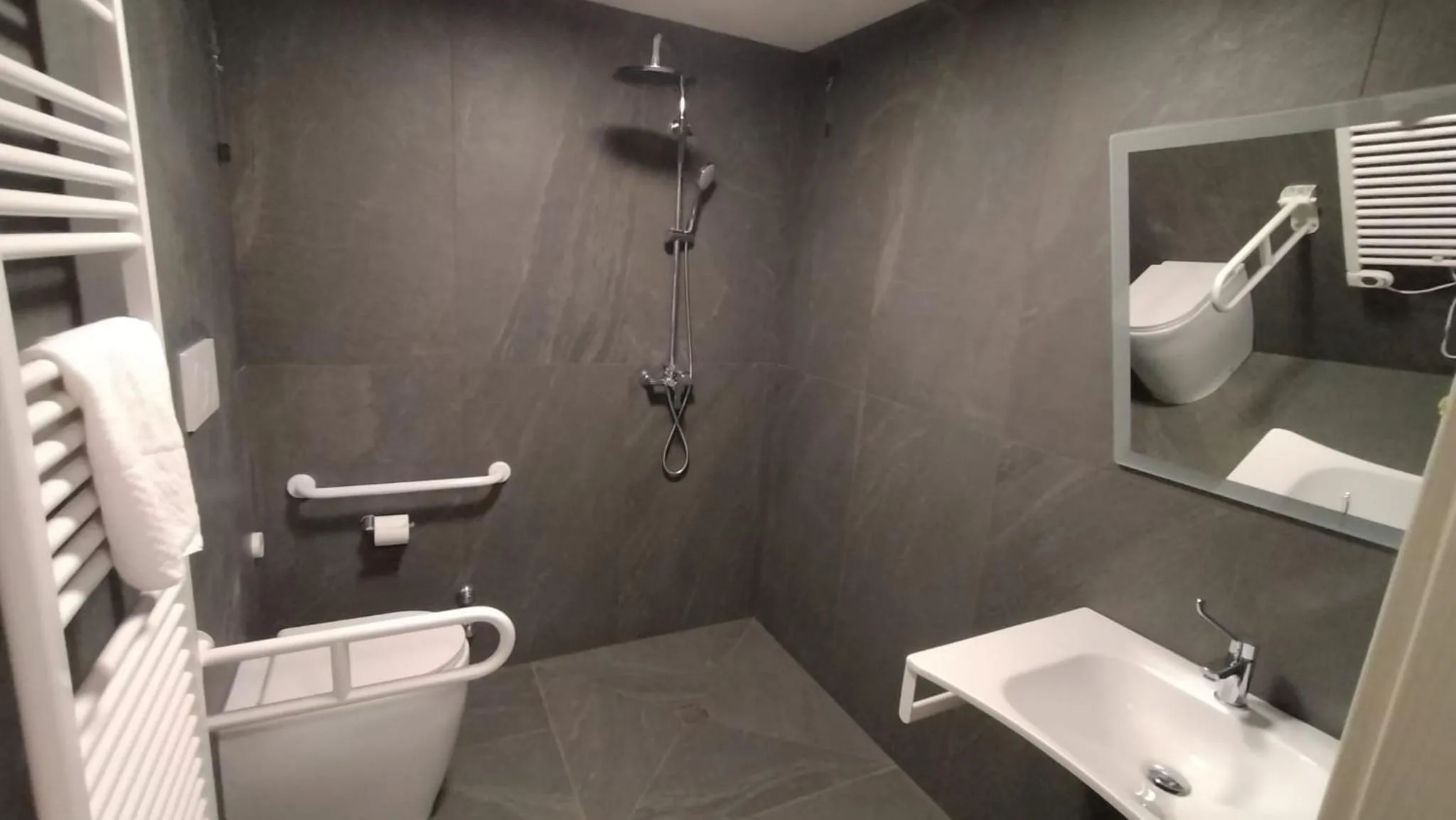 Bathroom in Nord Hotel