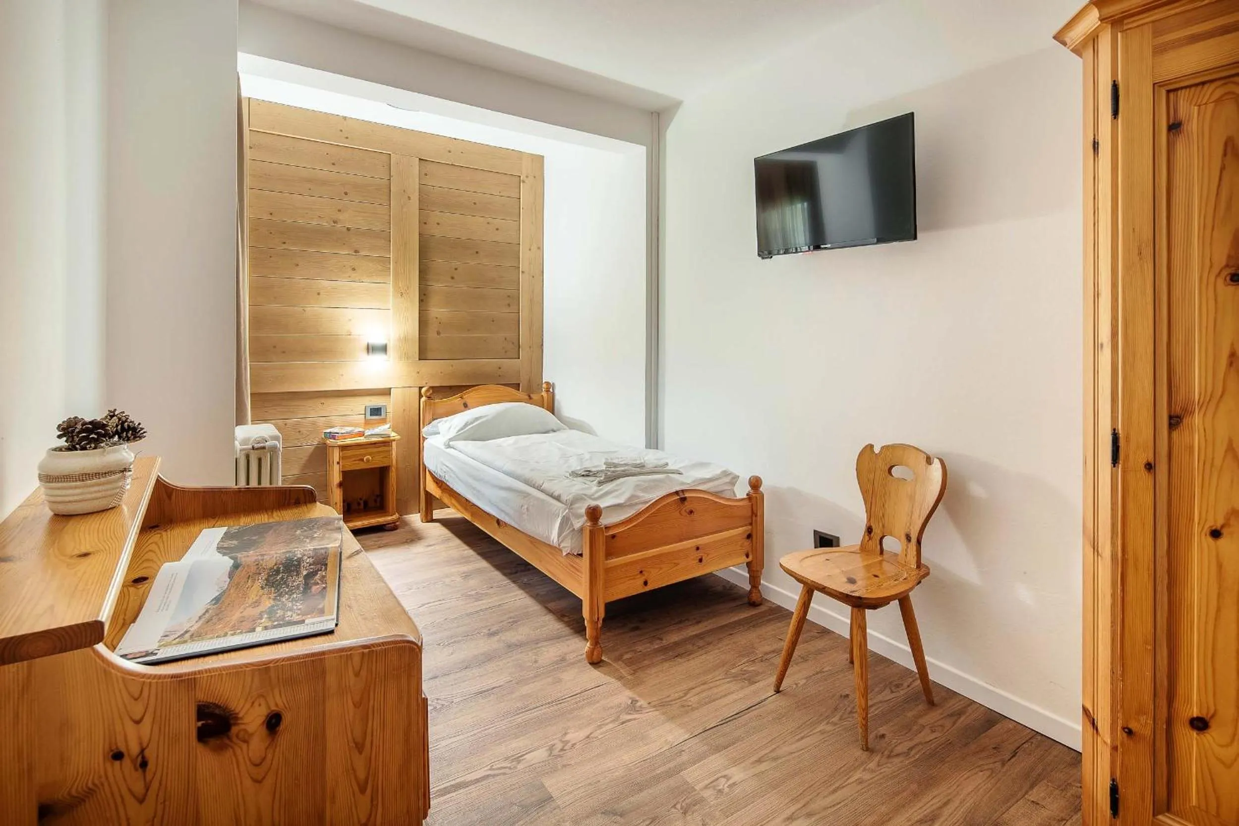 Bedroom, Bed in Nord Hotel