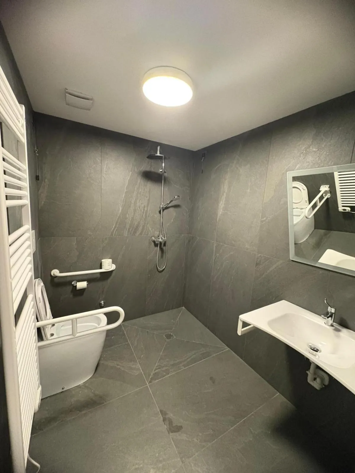 Bathroom in Nord Hotel