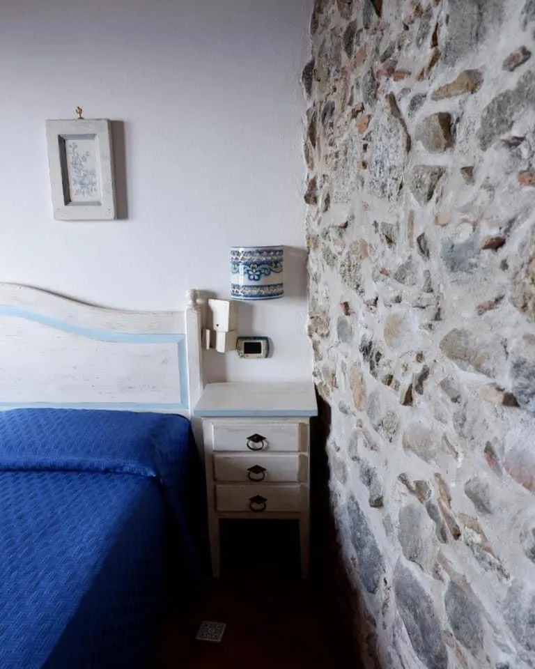 Bed in Romeo e Giulietta Scilla