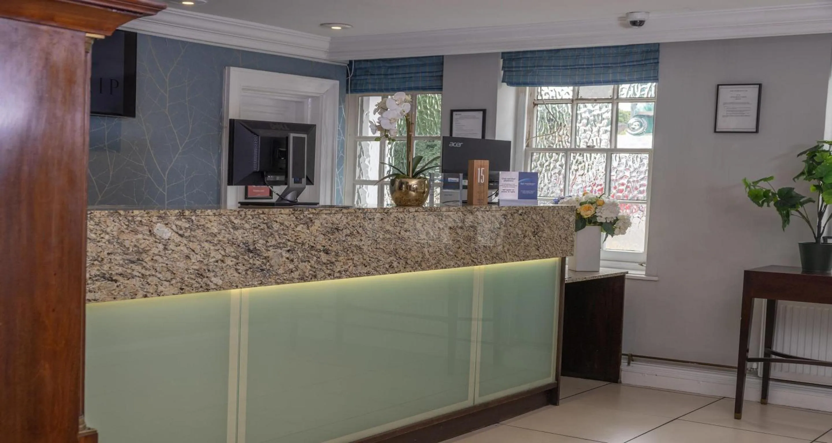 Property building in Best Western Ship Hotel