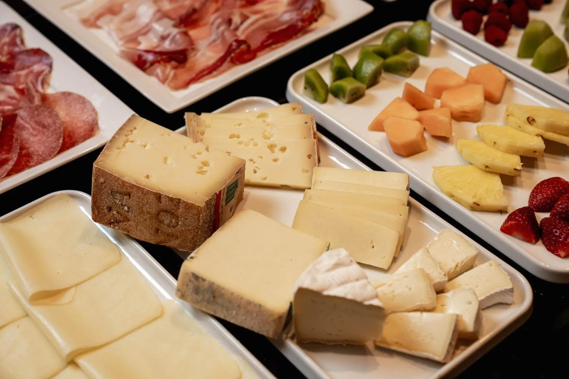 Breakfast in Hotel Chalet Sas Morin