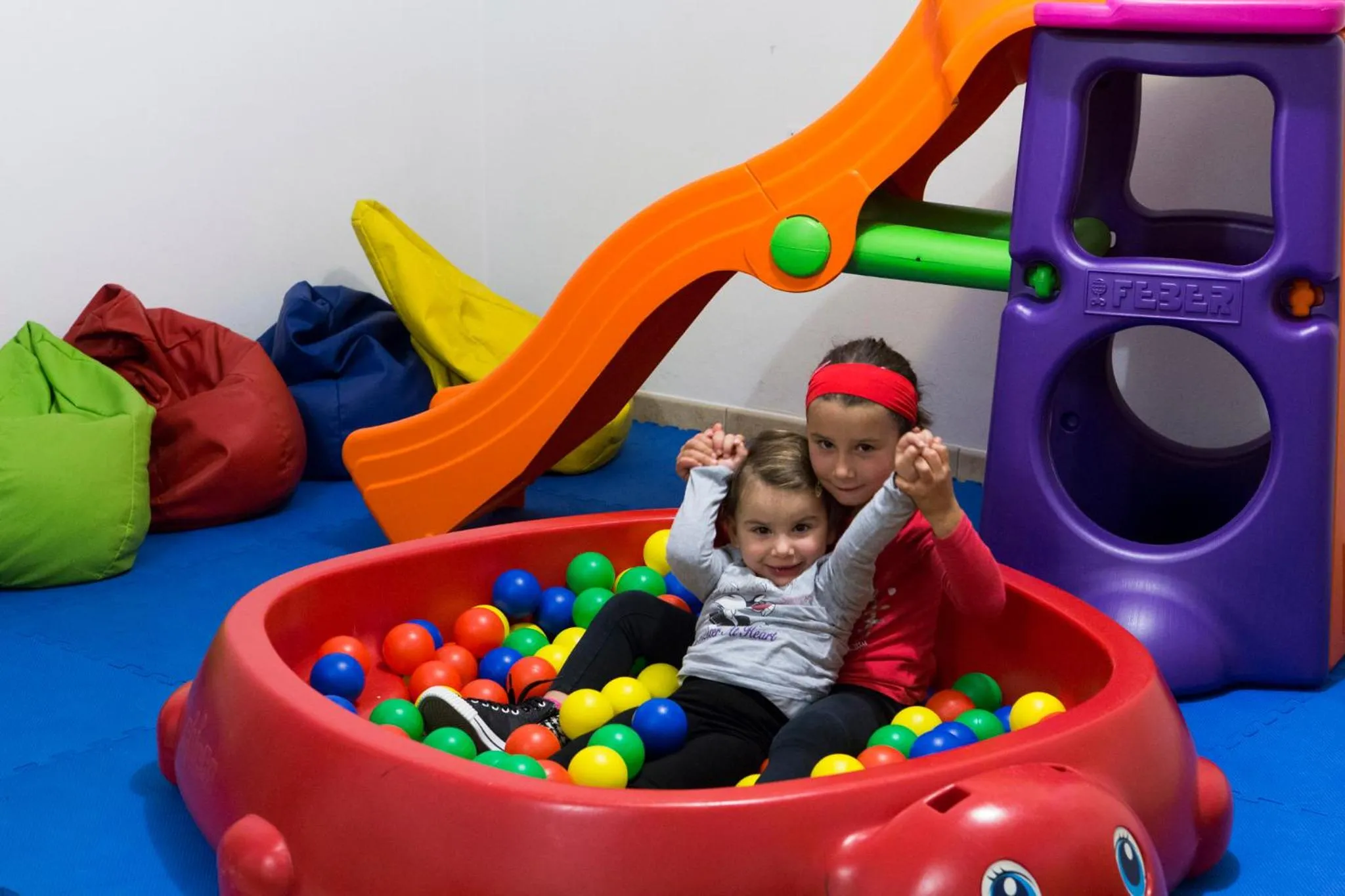 Family in Hotel Chalet Sas Morin