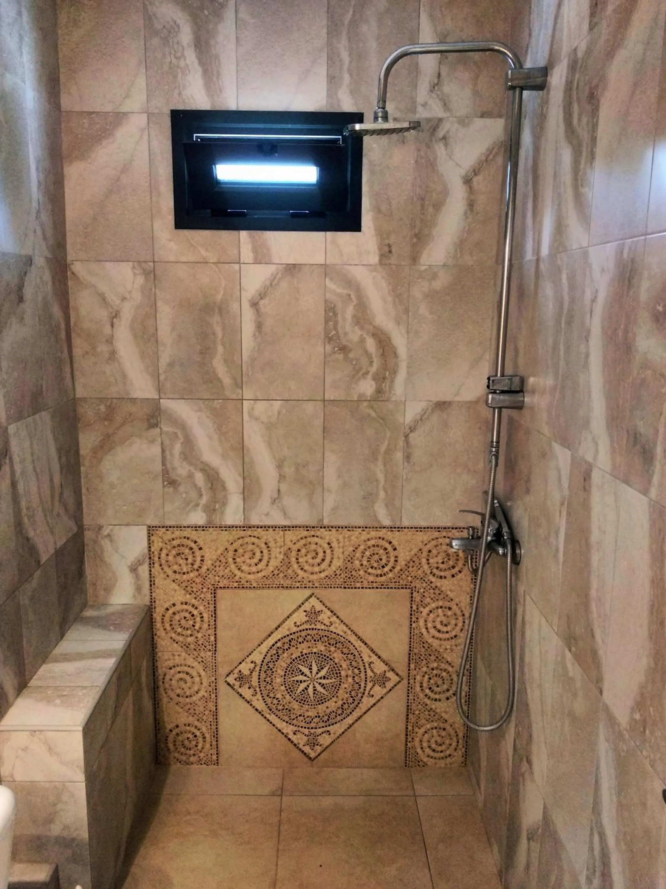 Salonikiou Beach Apartments & Villas