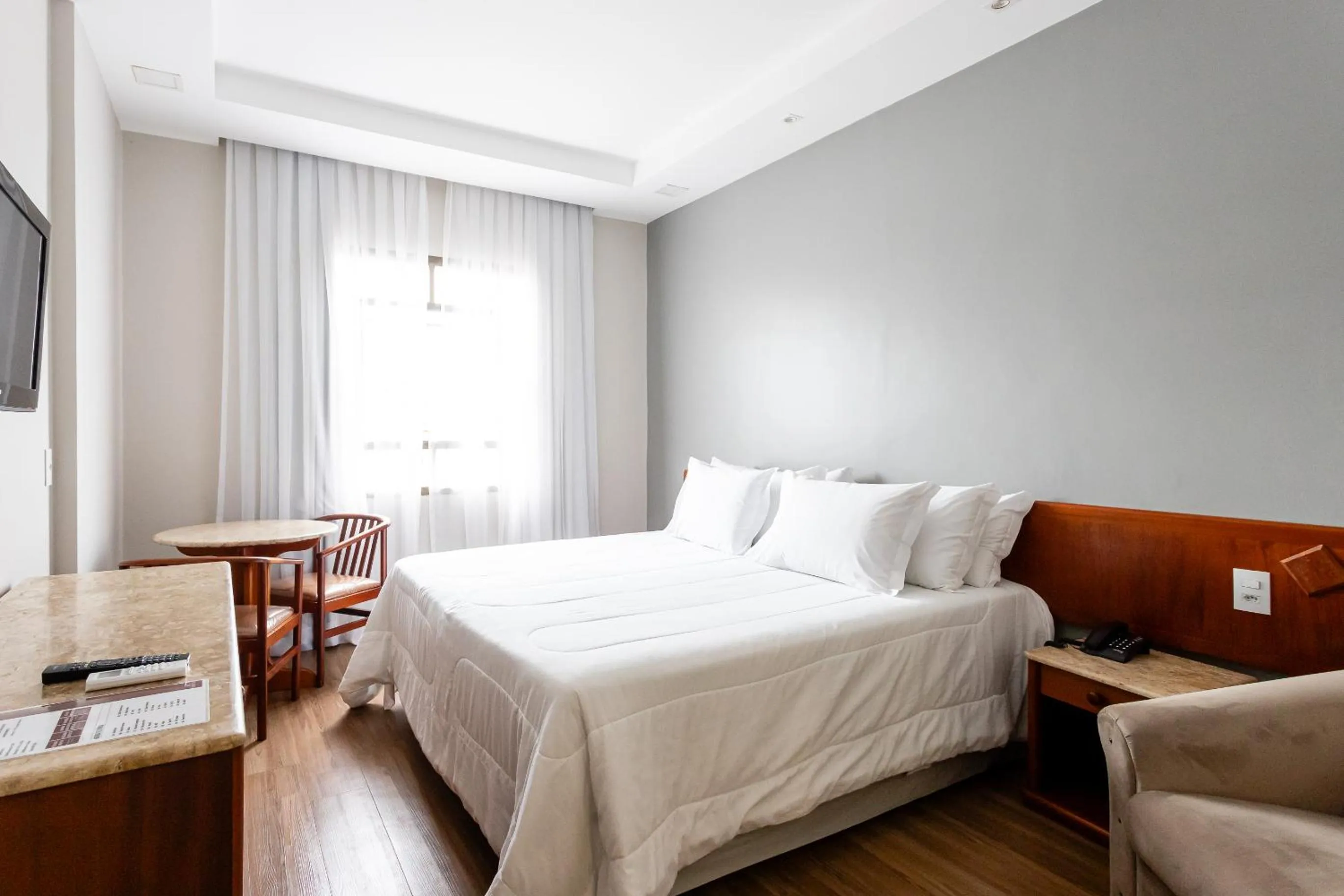 Bed in Hotel Carlton Plaza