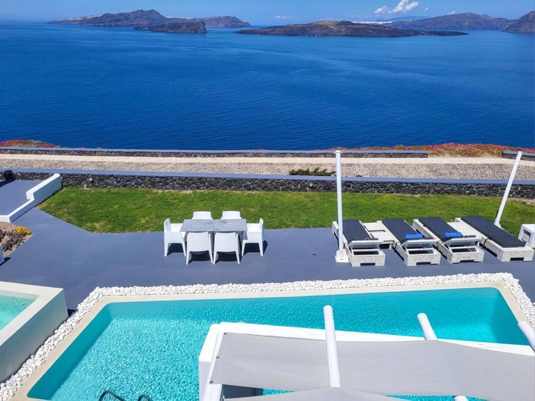 Property building in Santorini Princess Presidential Suites