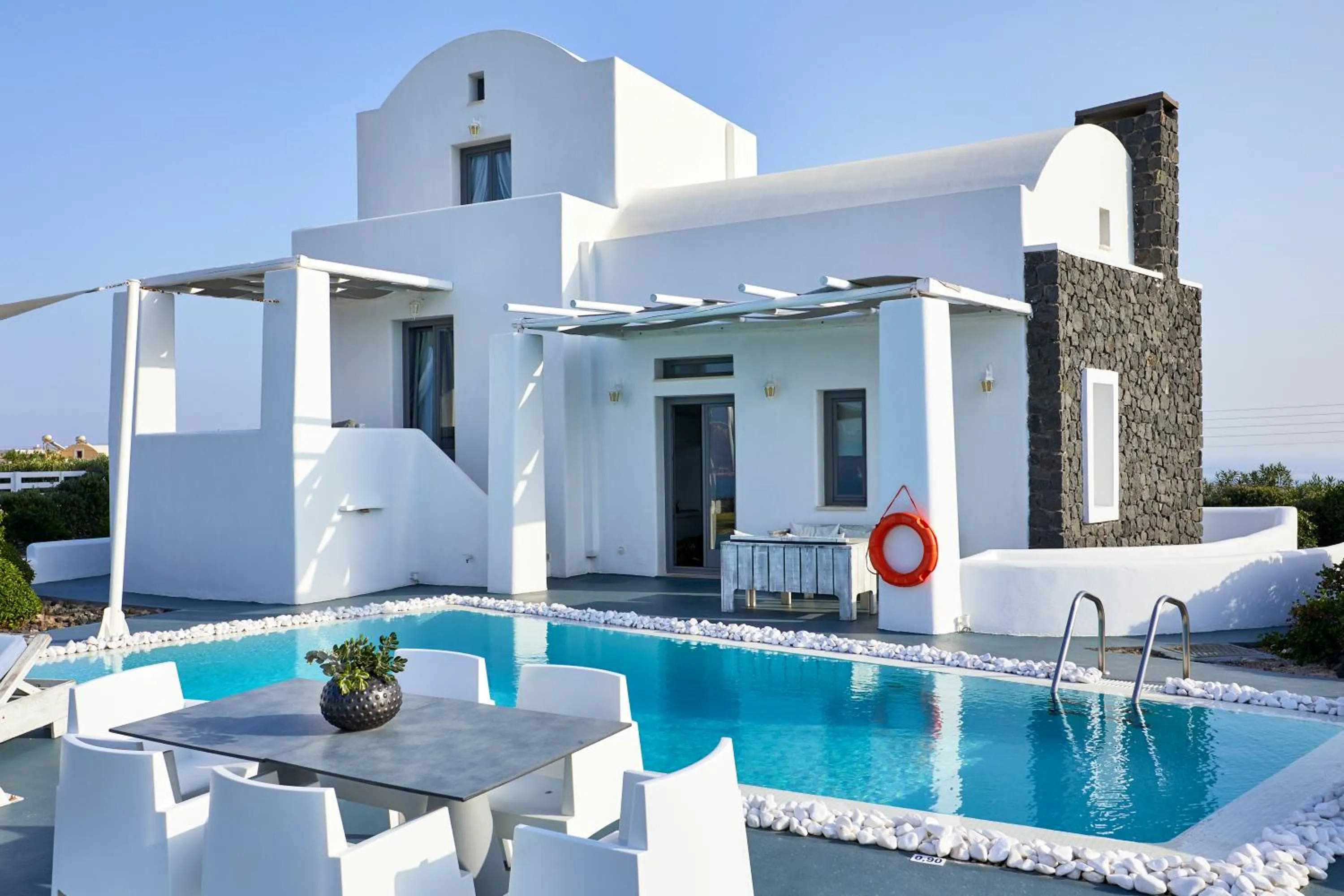 Property building in Santorini Princess Presidential Suites