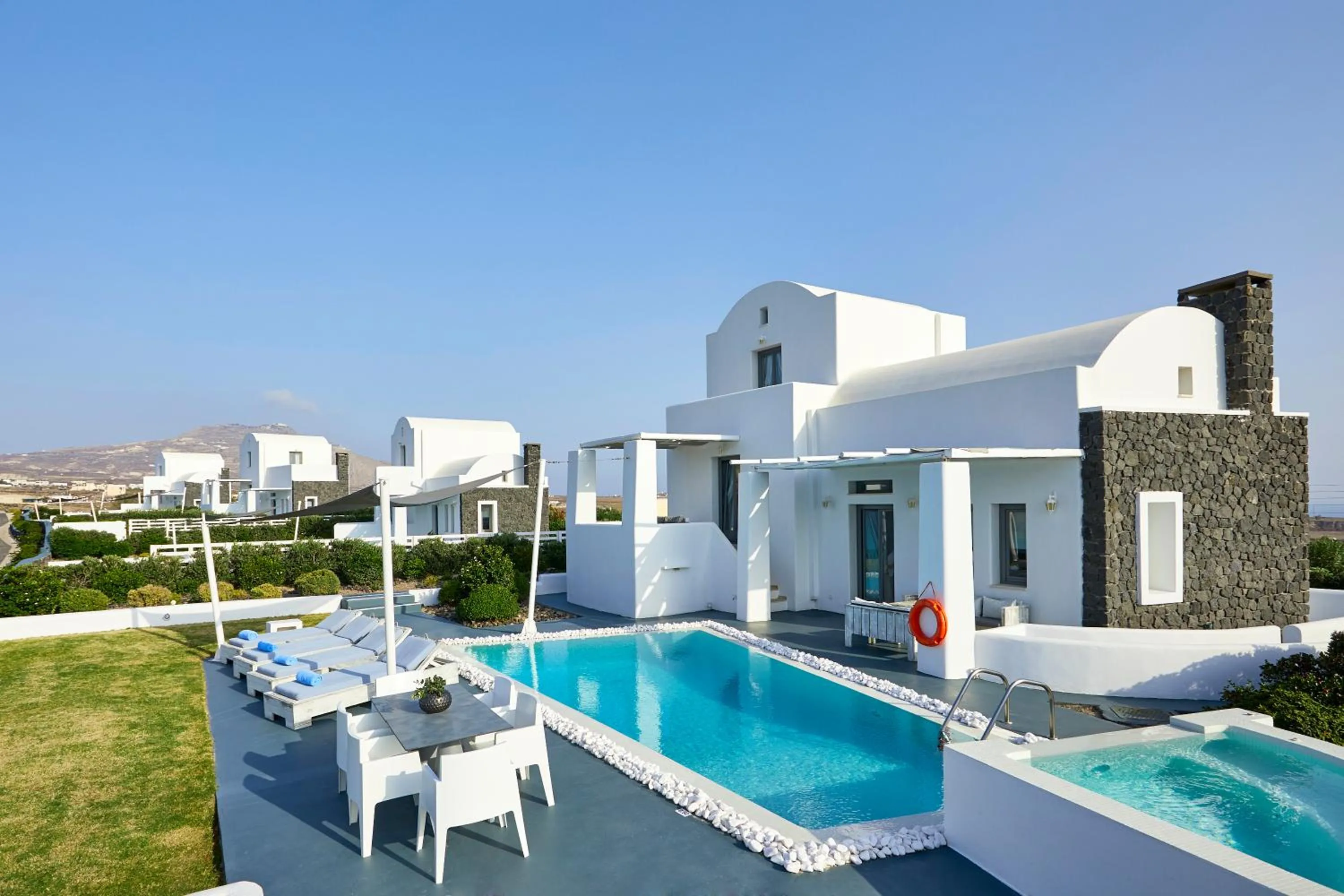Property building in Santorini Princess Presidential Suites