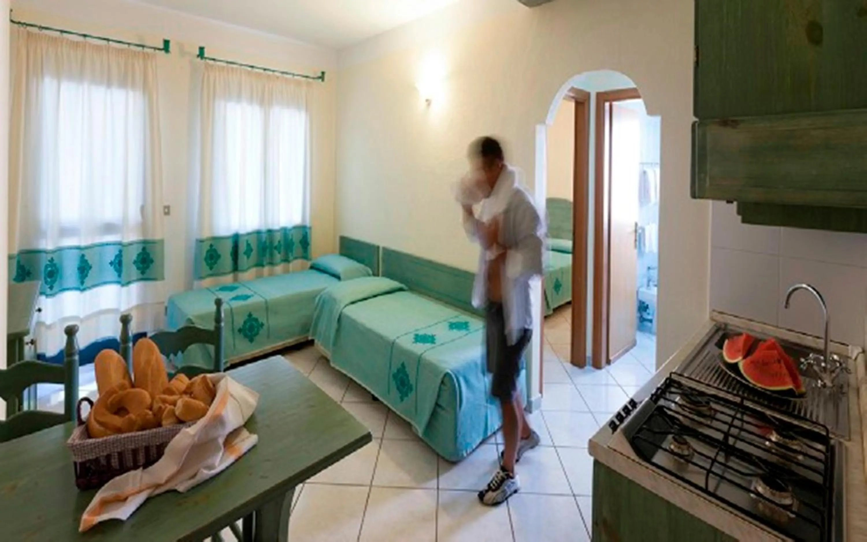Kitchen or kitchenette, Bed in Residence Marina Palace