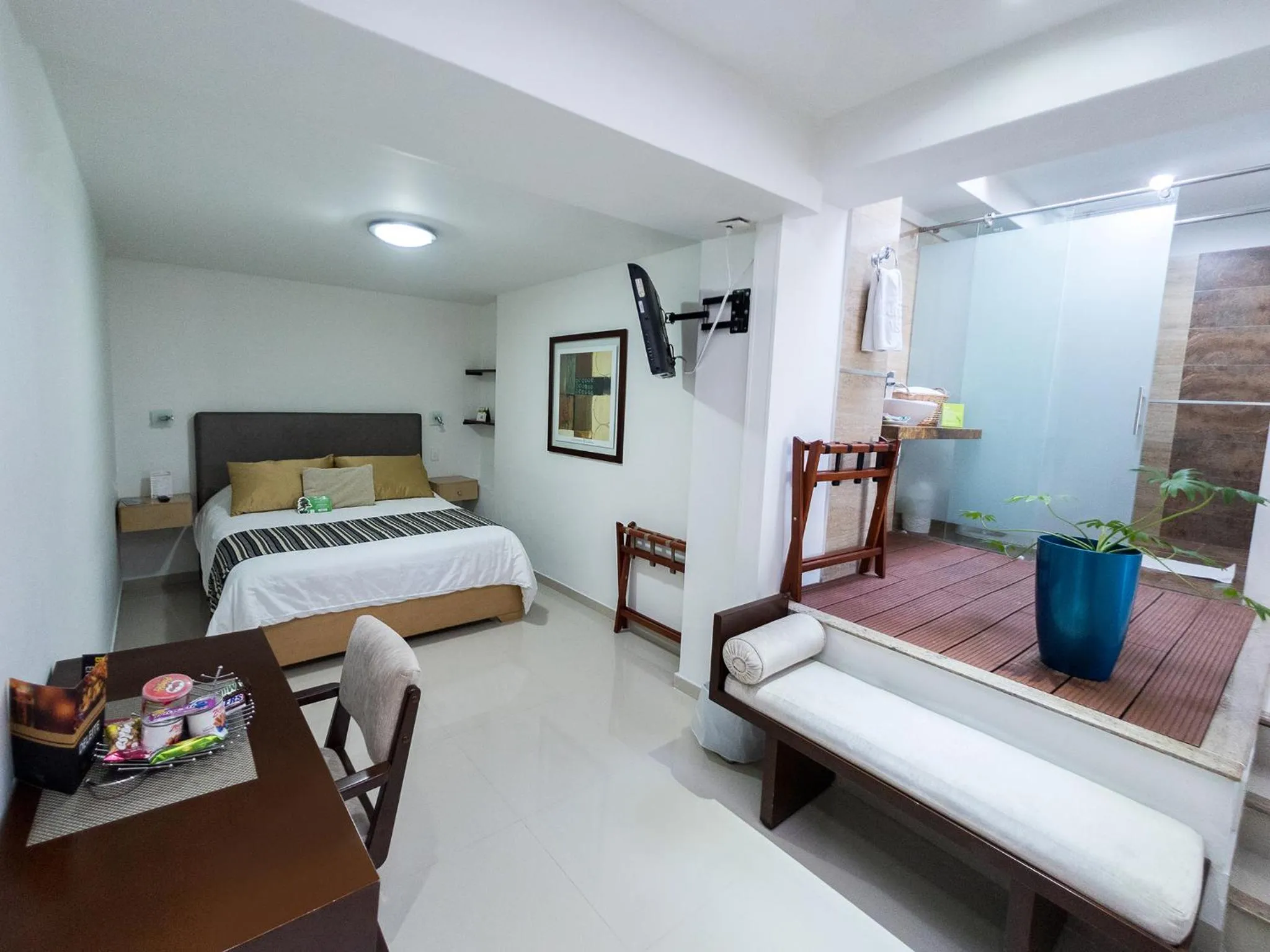 Photo of the whole room, Bed in Hotel Buena Vista