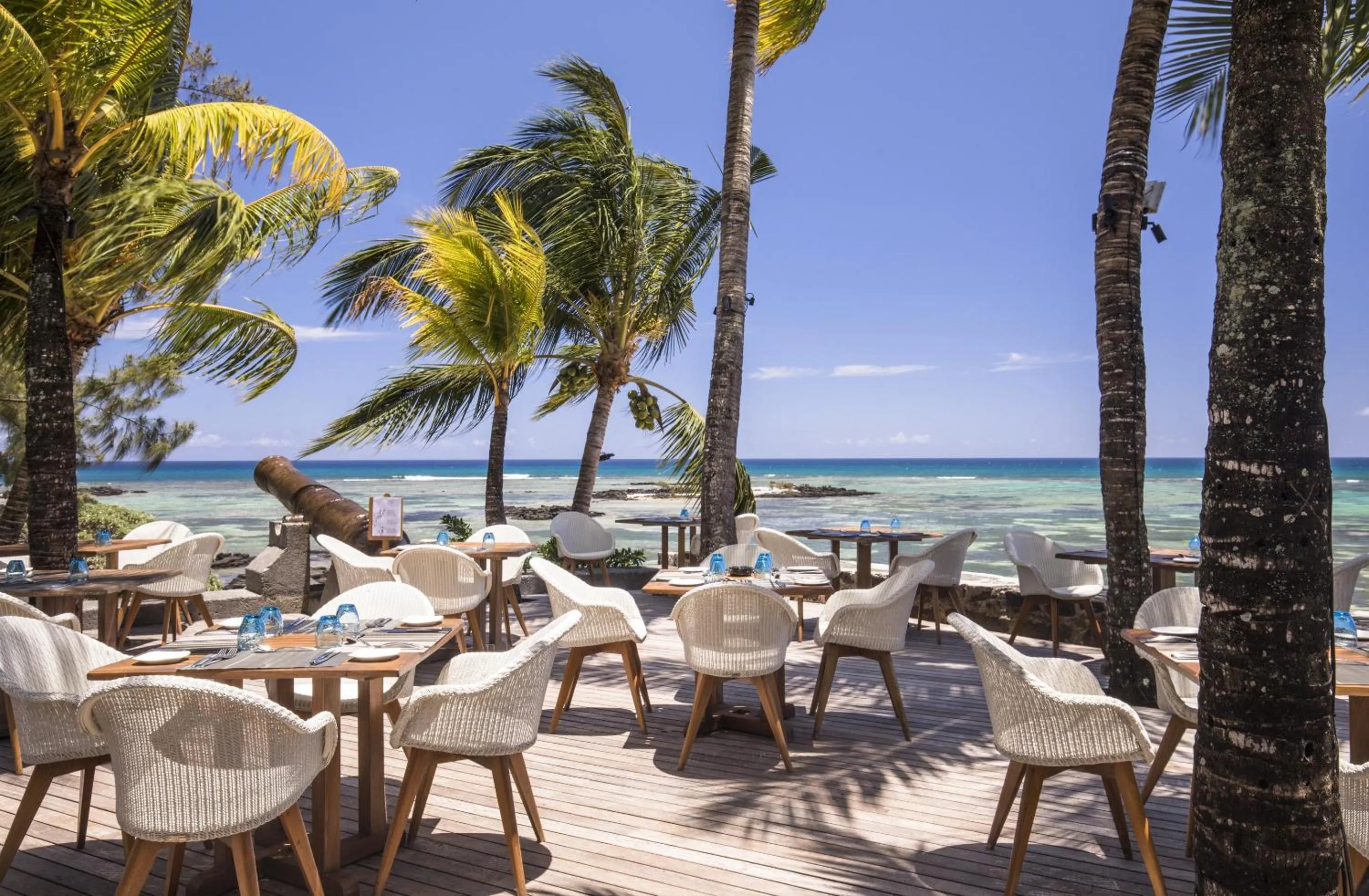 Restaurant/places to eat in Canonnier Beachcomber Golf Resort & Spa