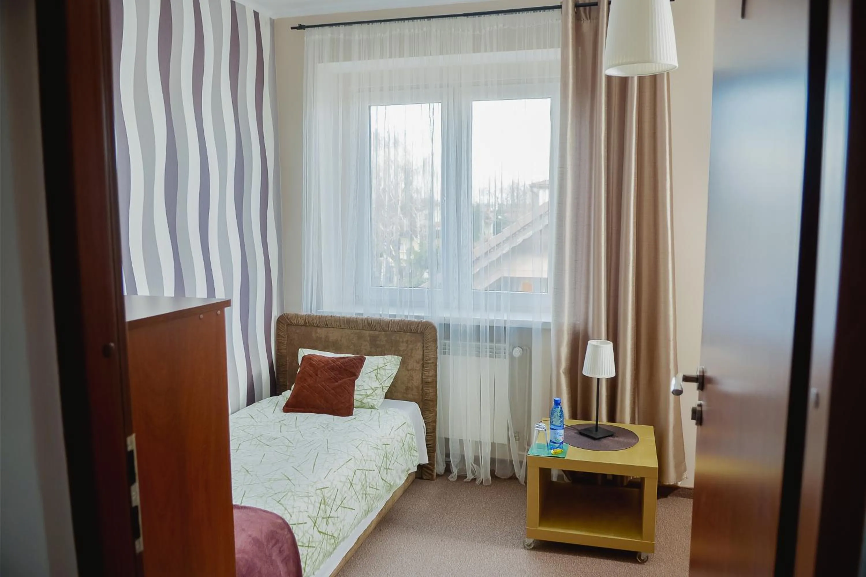Photo of the whole room, Bed in Villa Green