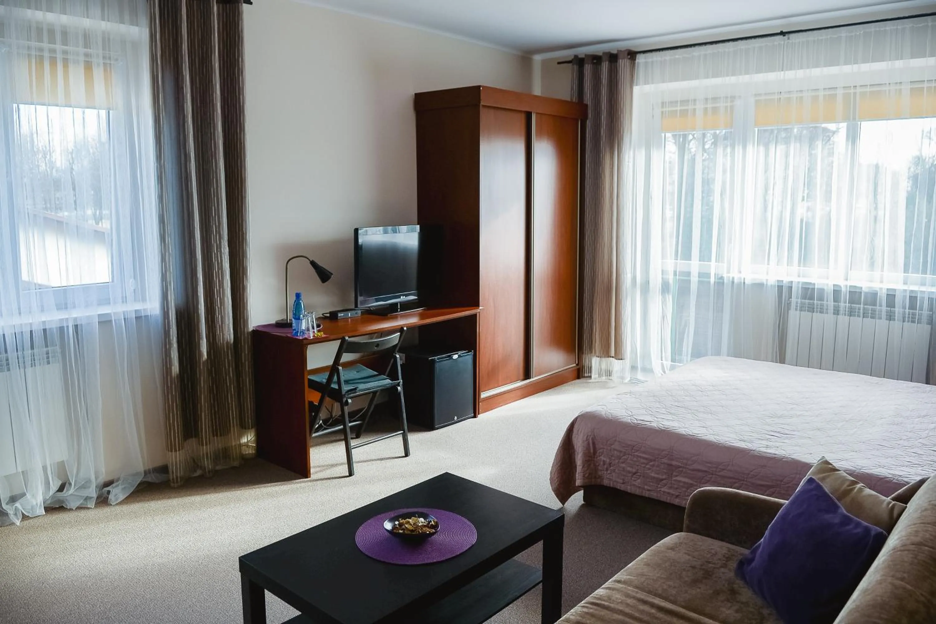 Photo of the whole room, Bed in Villa Green