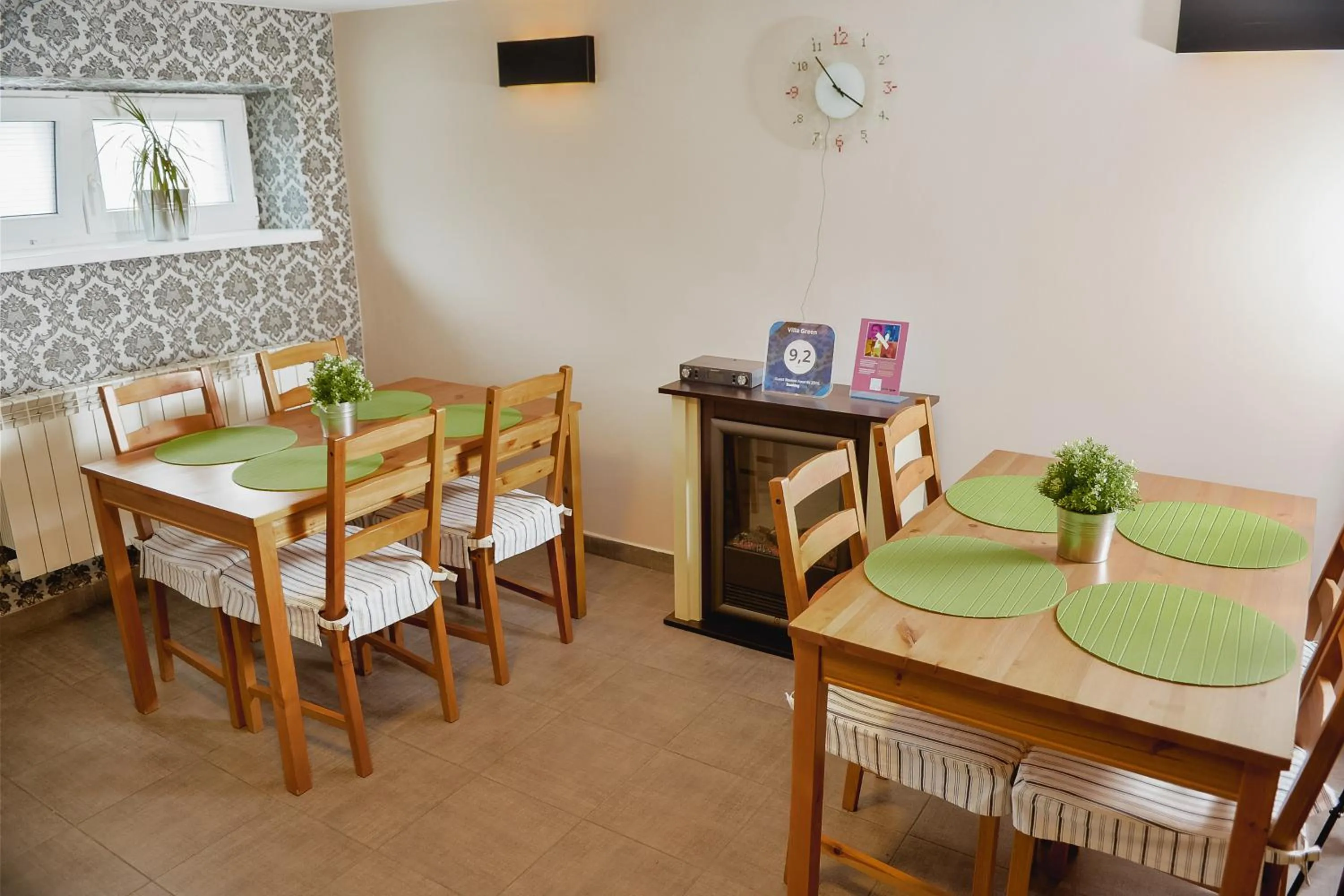 Communal kitchen in Villa Green