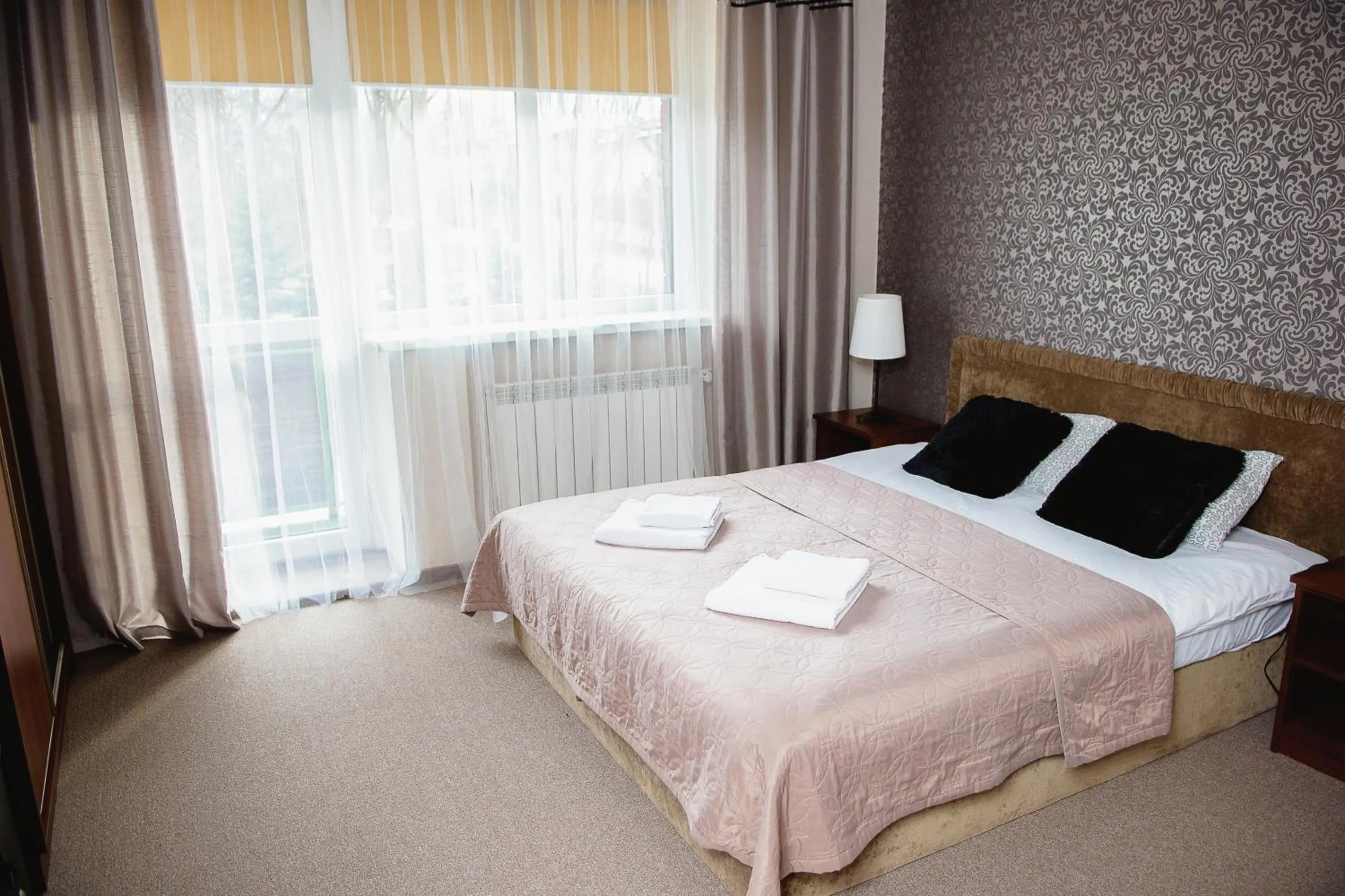 Photo of the whole room, Bed in Villa Green