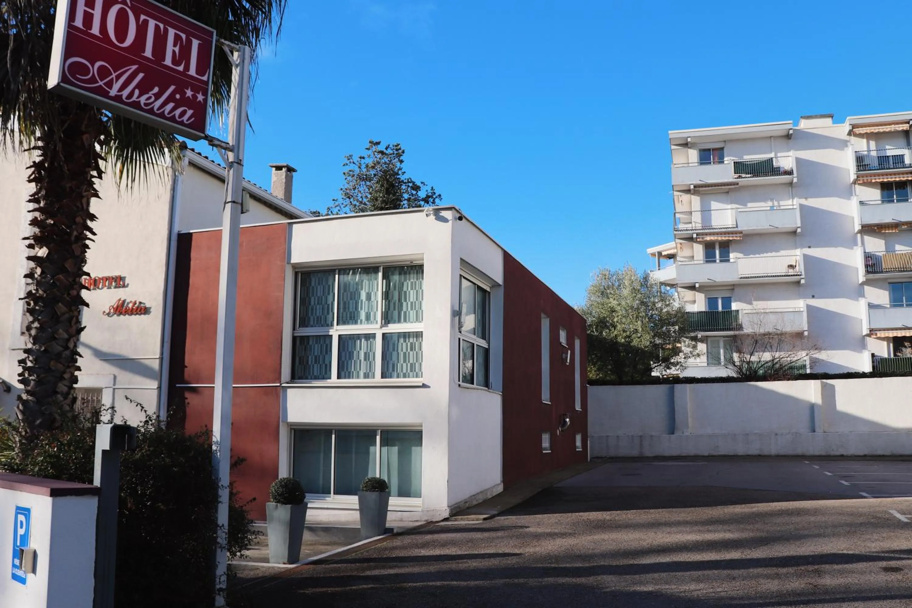 Property building in Hotel Abelia