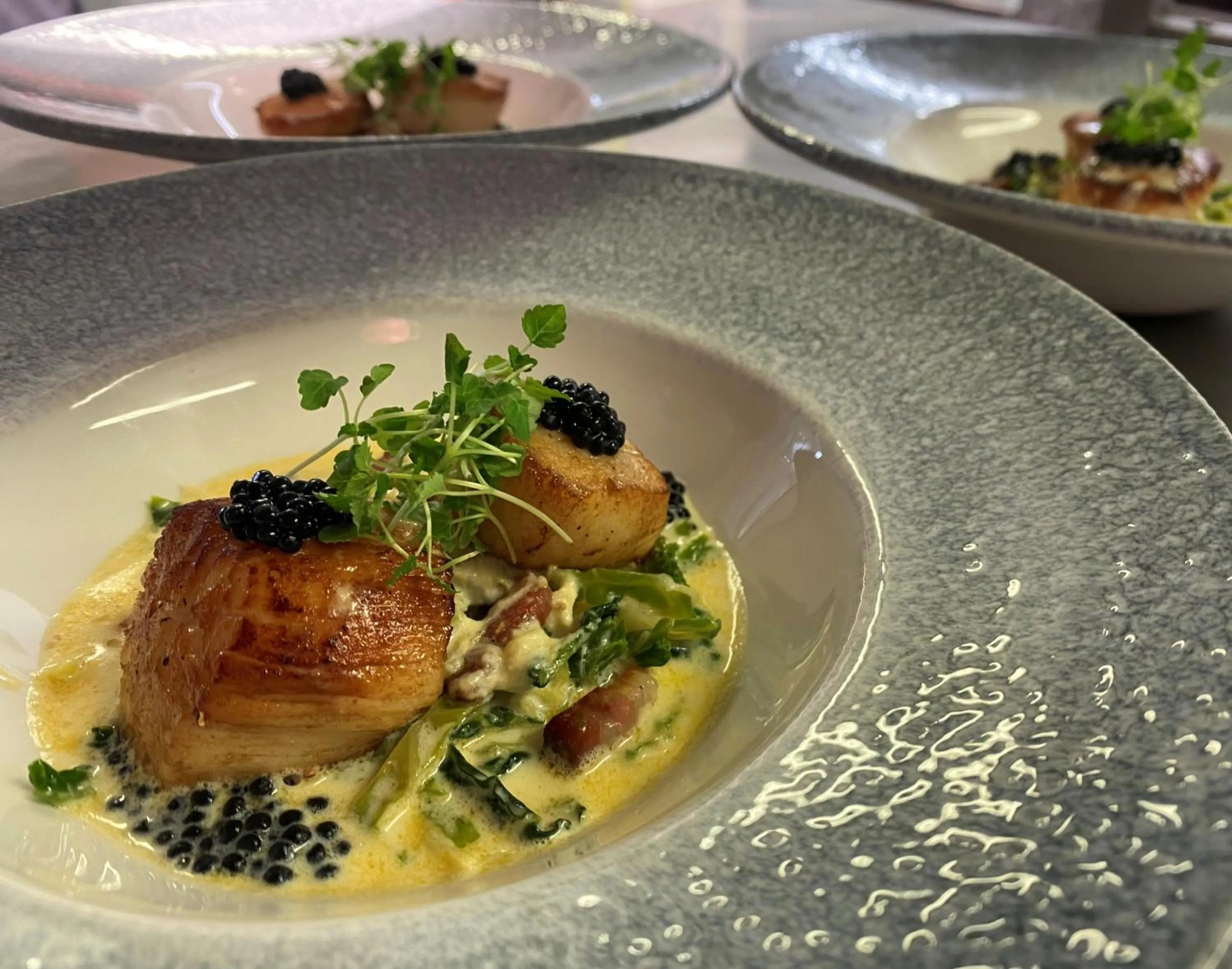 Restaurant/places to eat in The Elks Head Inn