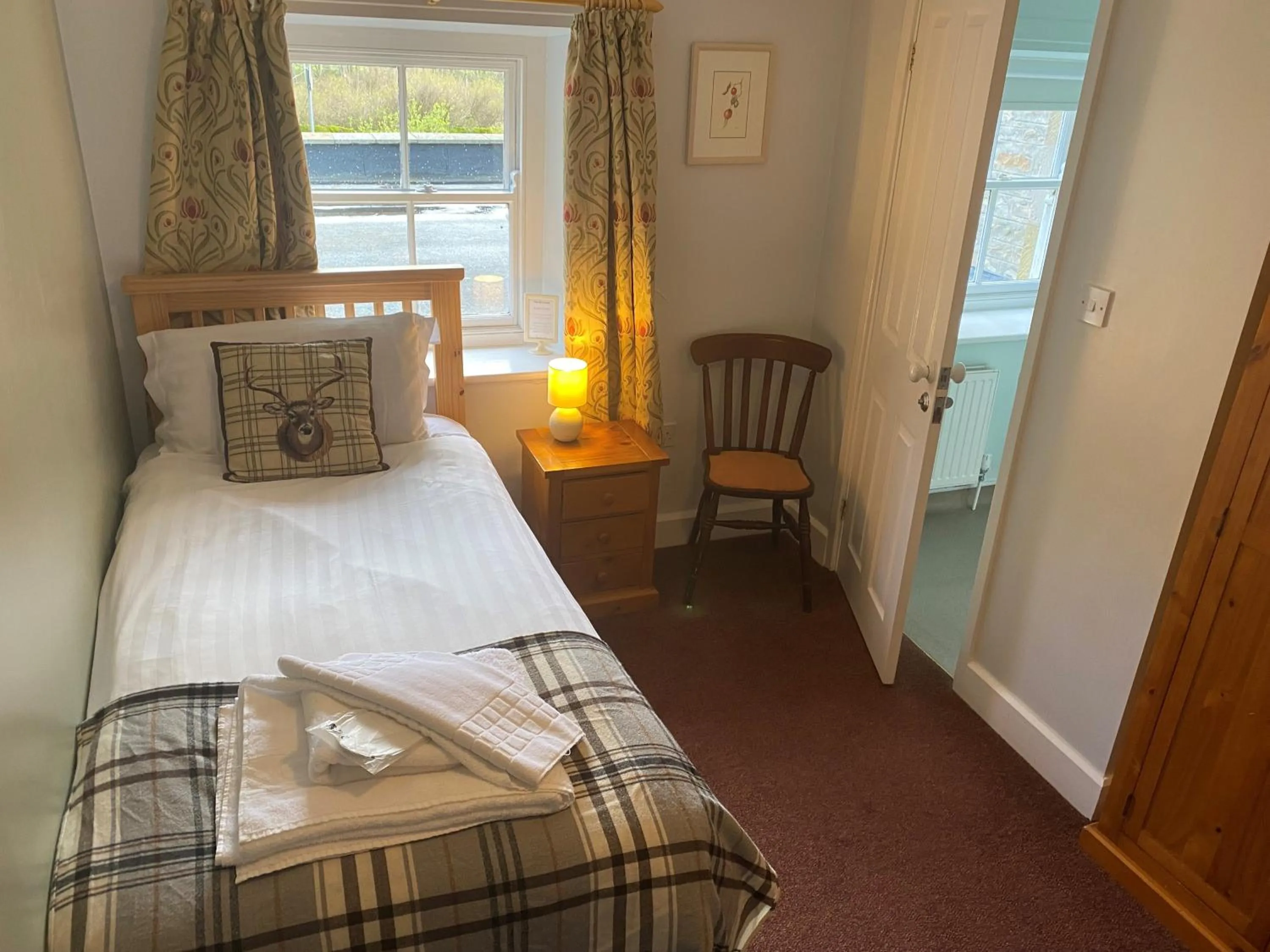 Bedroom, Bed in The Elks Head Inn