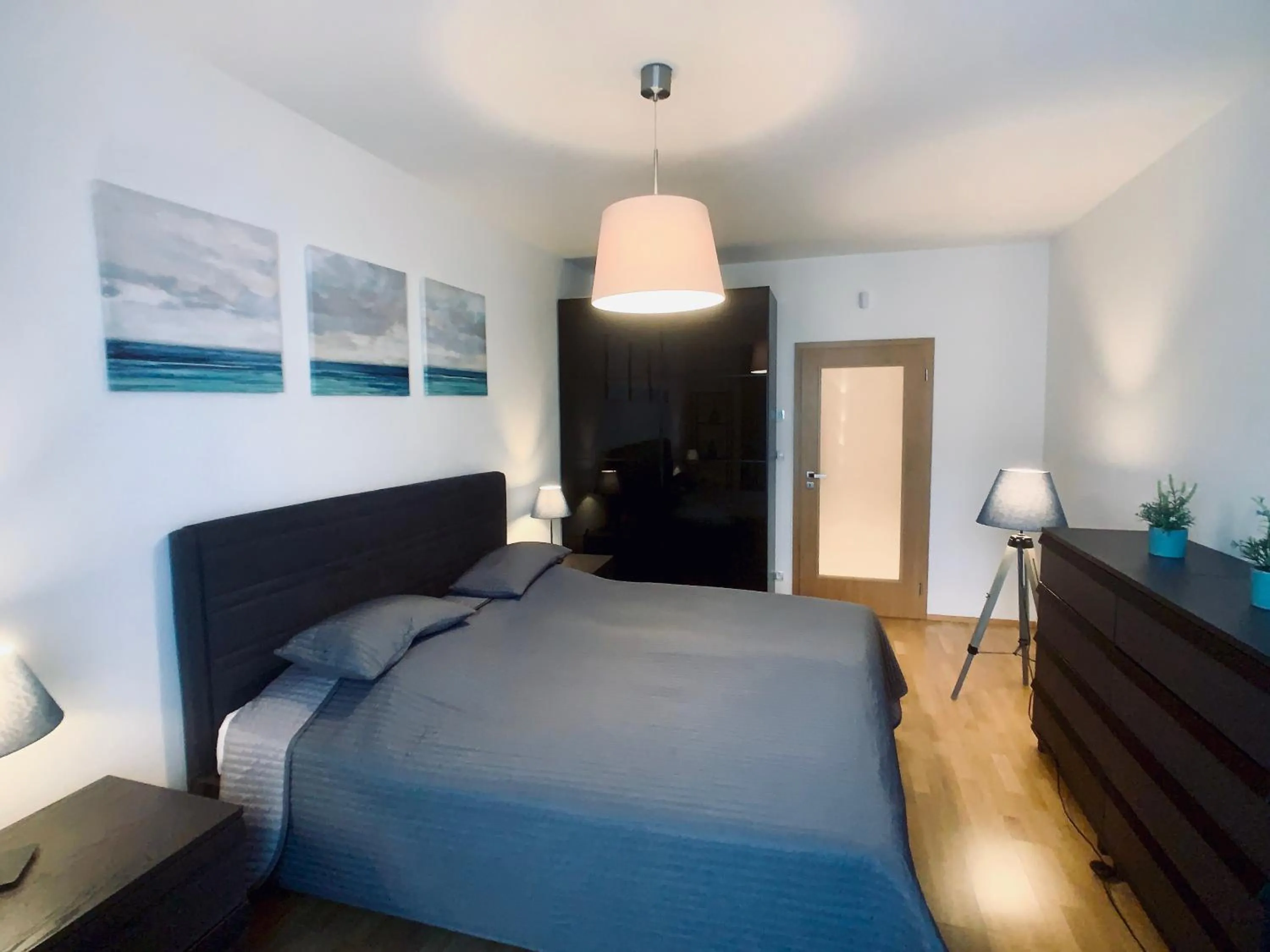 Bed in ART Garden Towers Prague