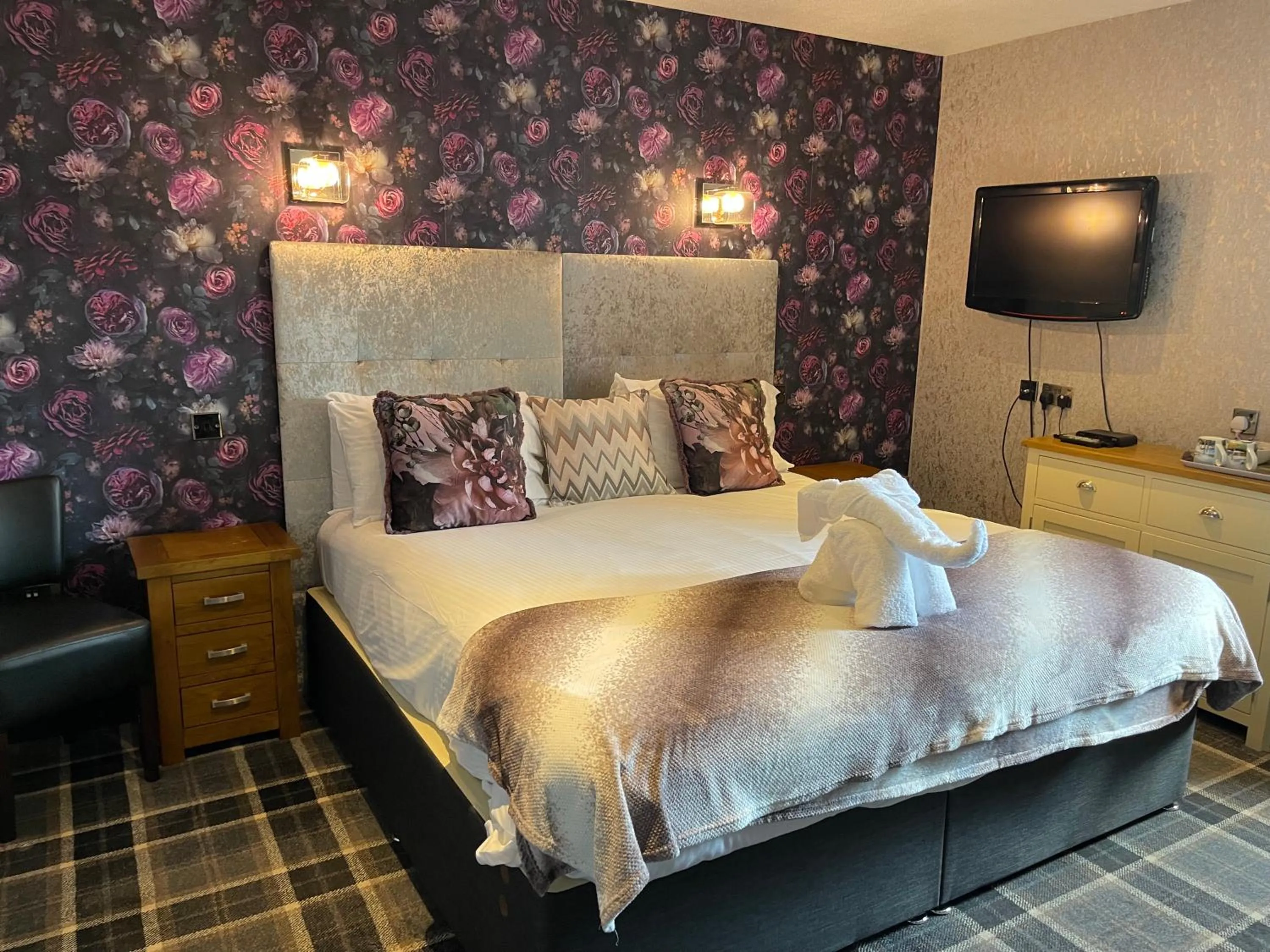 Bed in The Albert Inn