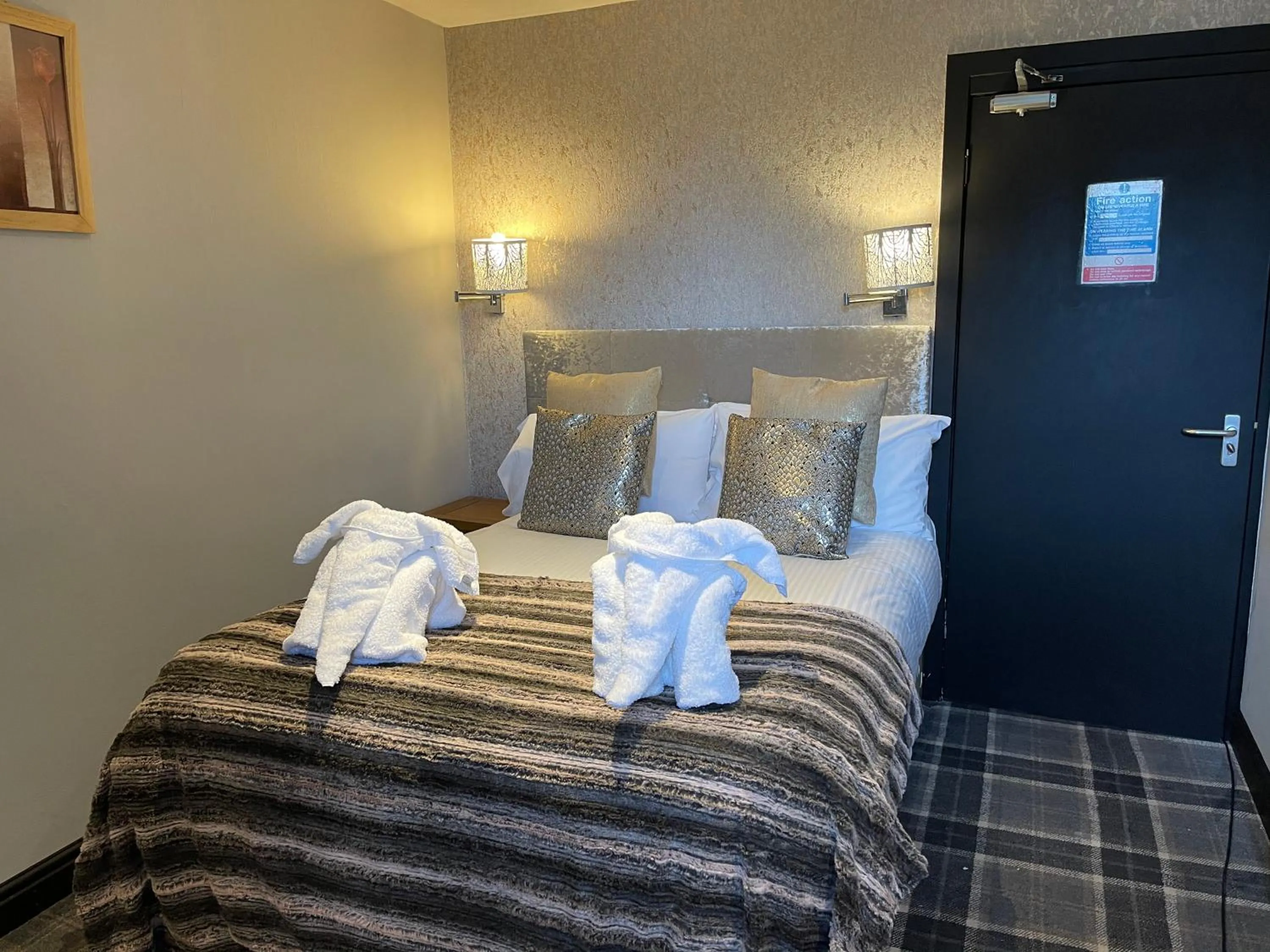 Bedroom, Bed in The Albert Inn