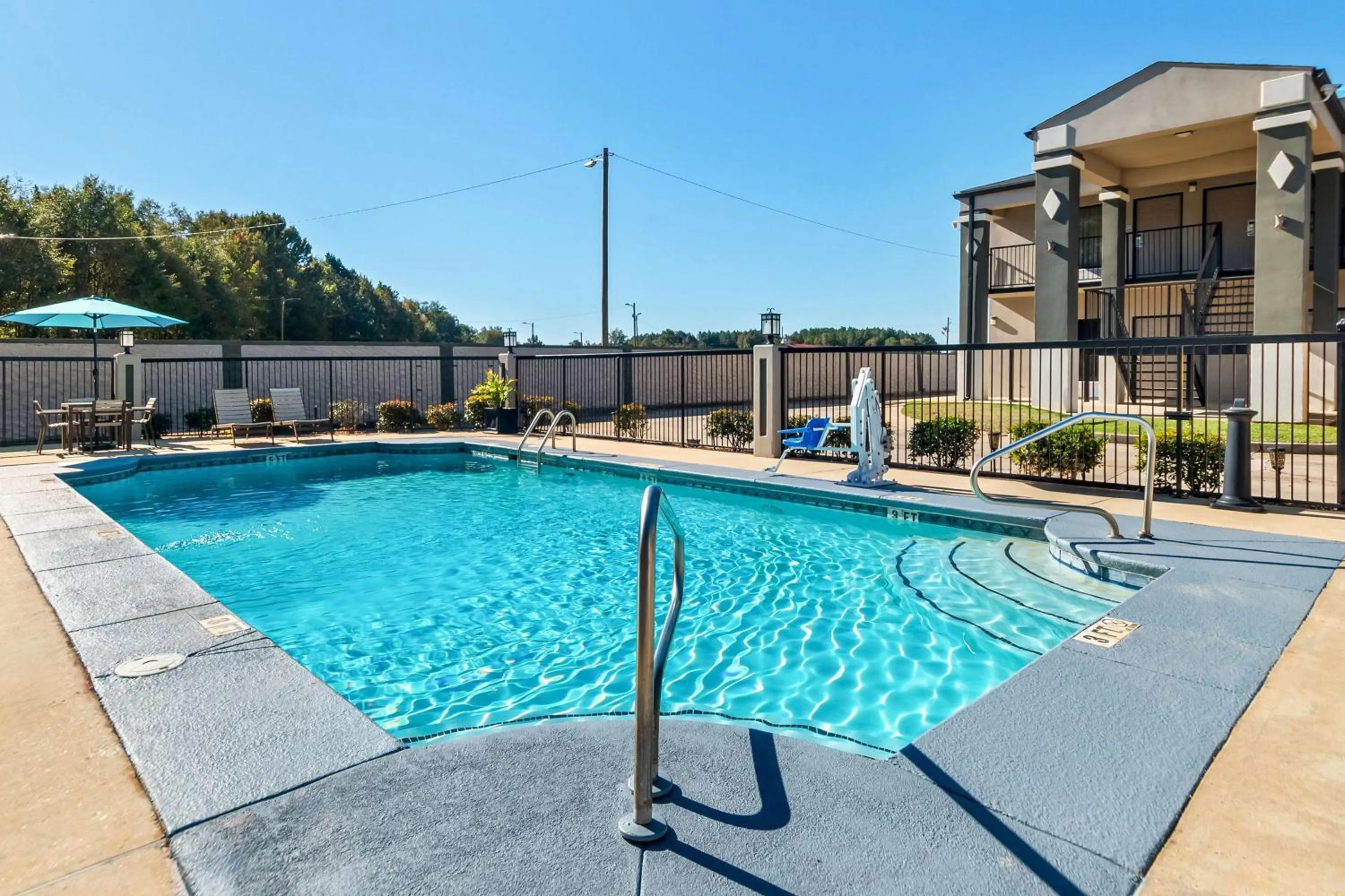 Pool view in Best Western Inn