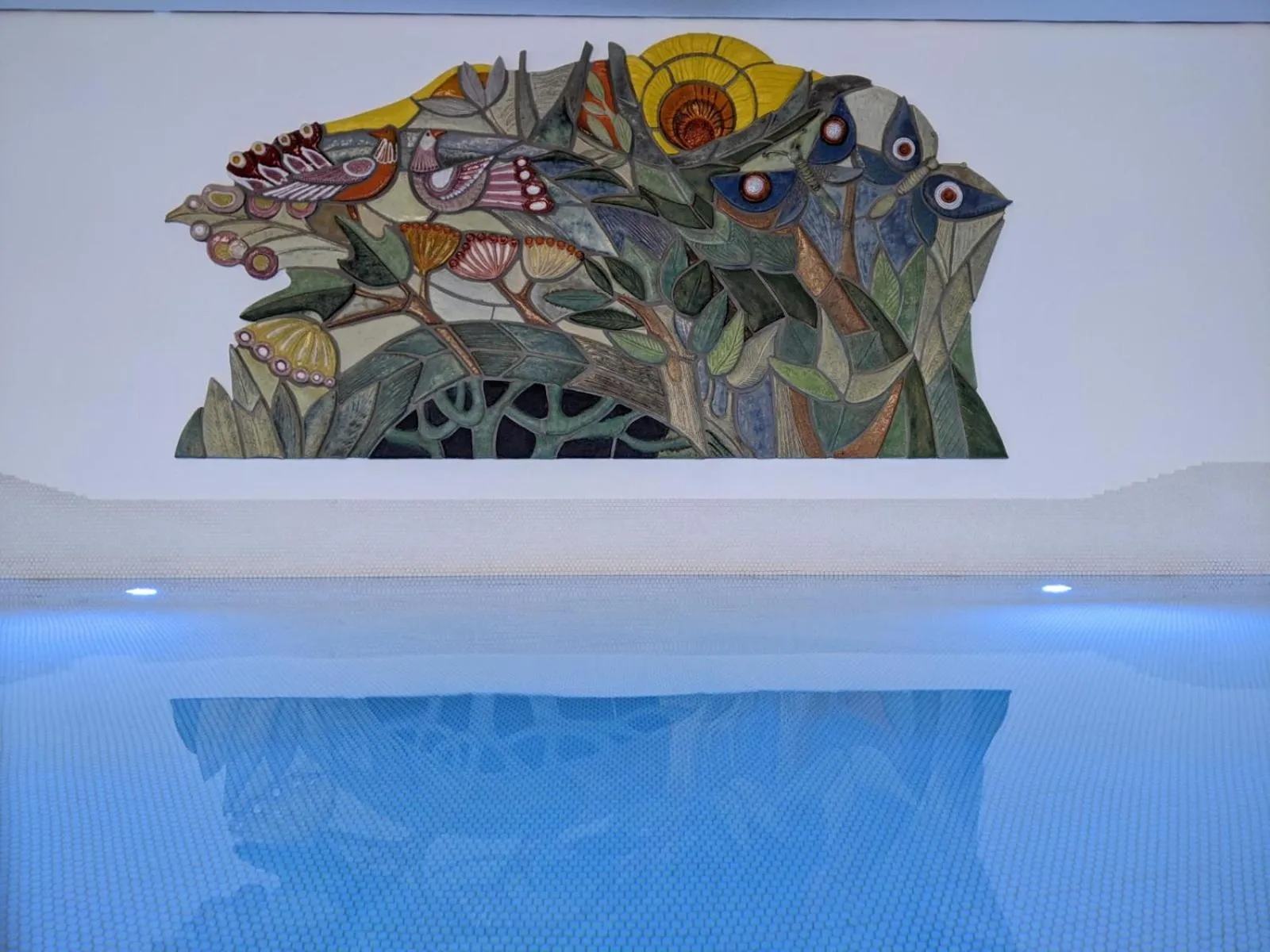 Swimming pool in Hotel Germania