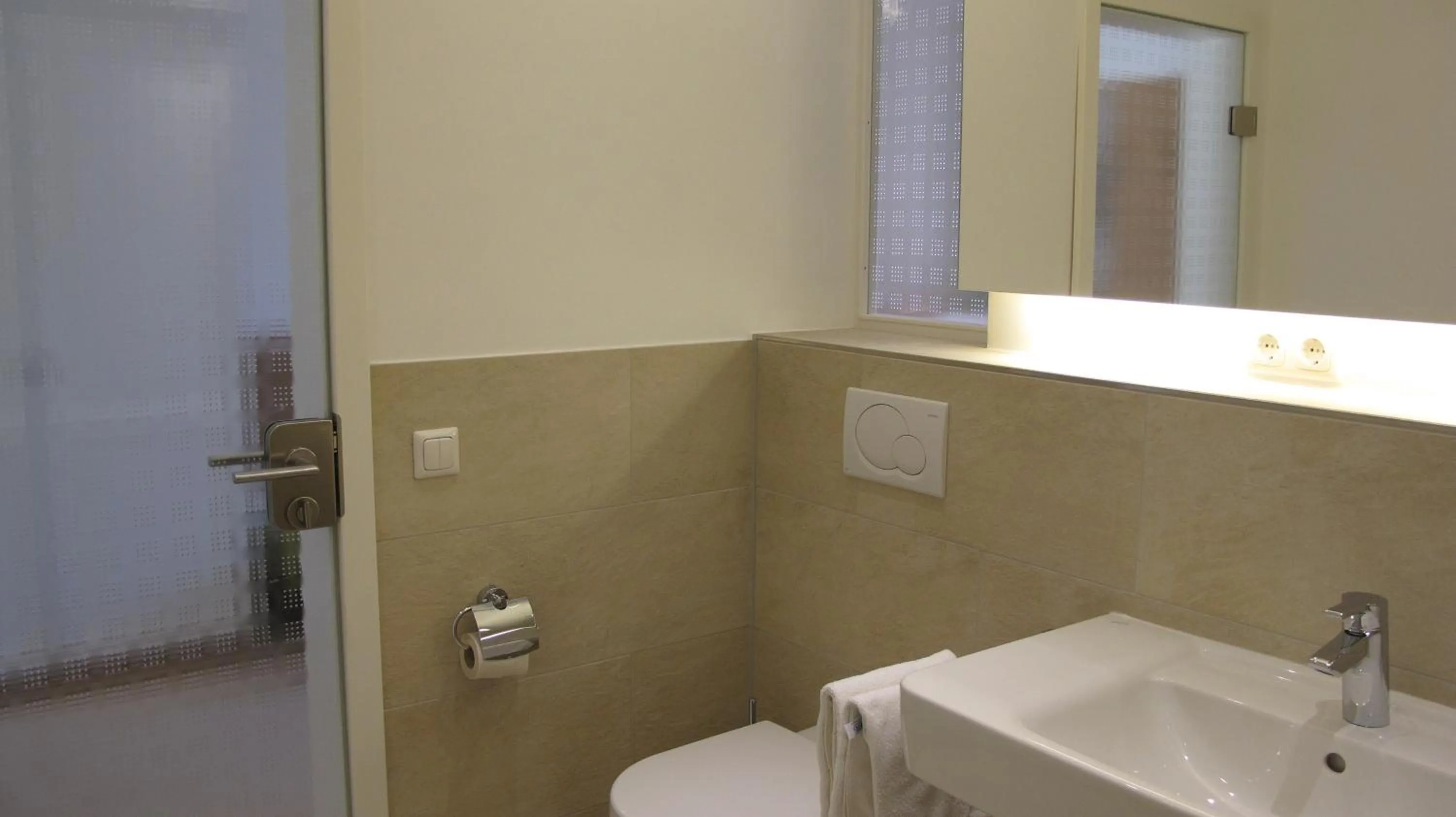 Bathroom in Hotel Germania