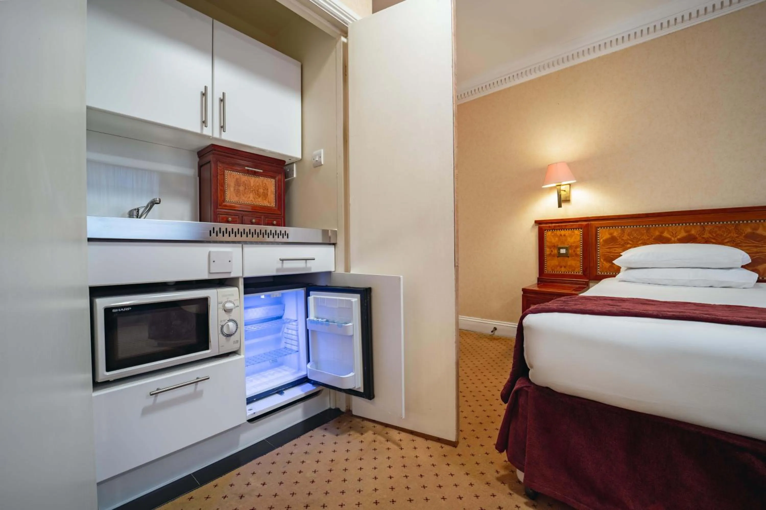 Bed in Grange Portland Hotel