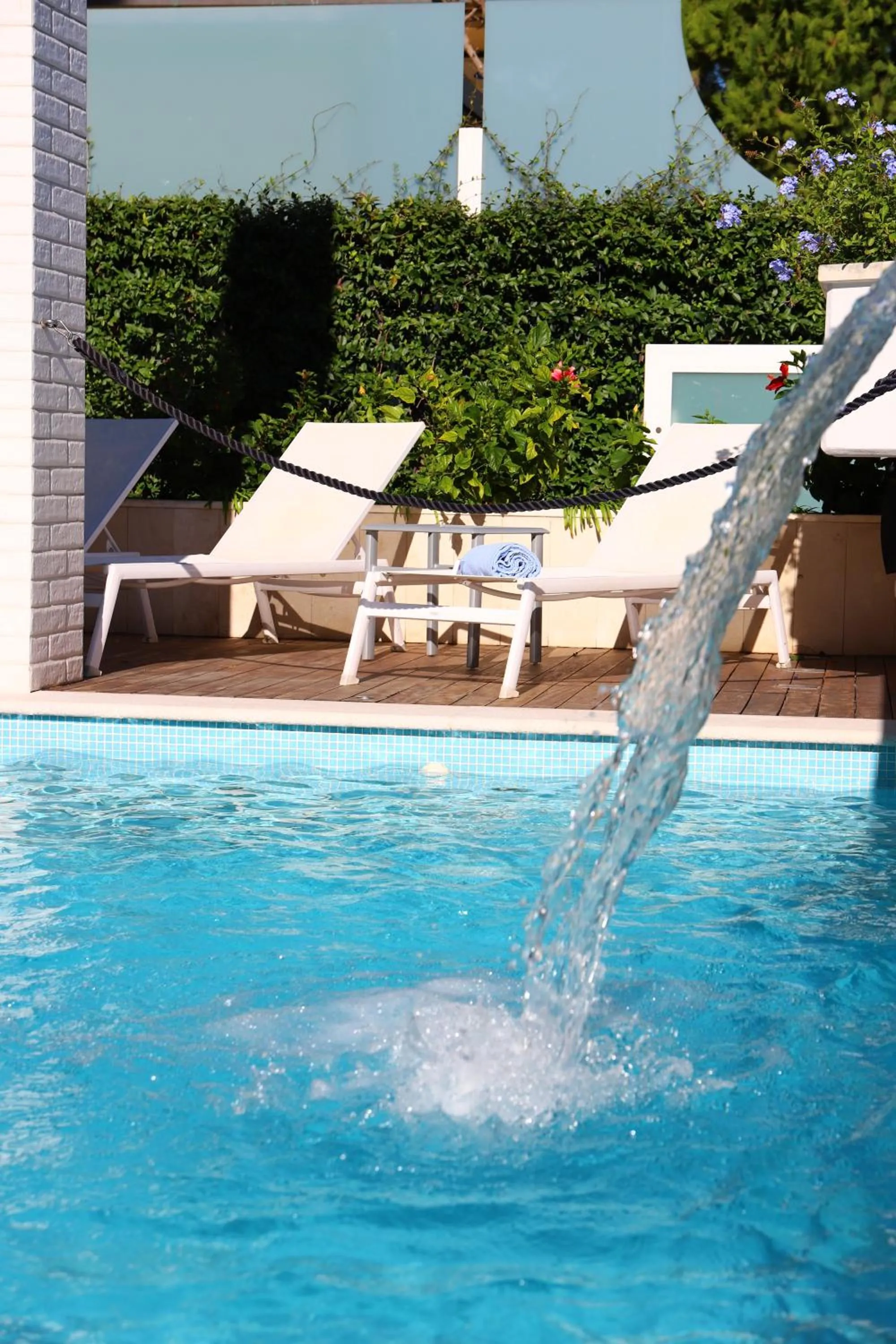Swimming pool in Residence Mareamare
