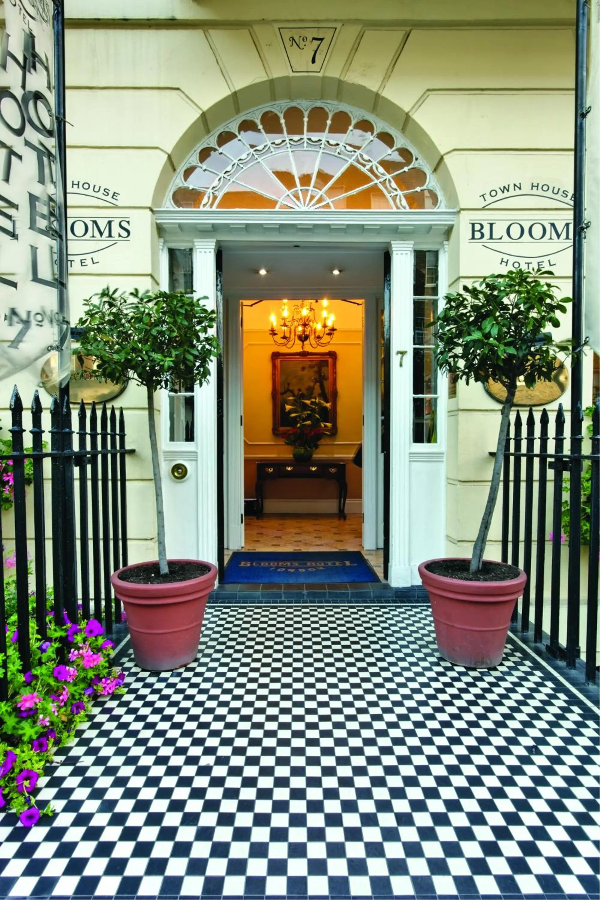 Facade/entrance in Grange Blooms Hotel