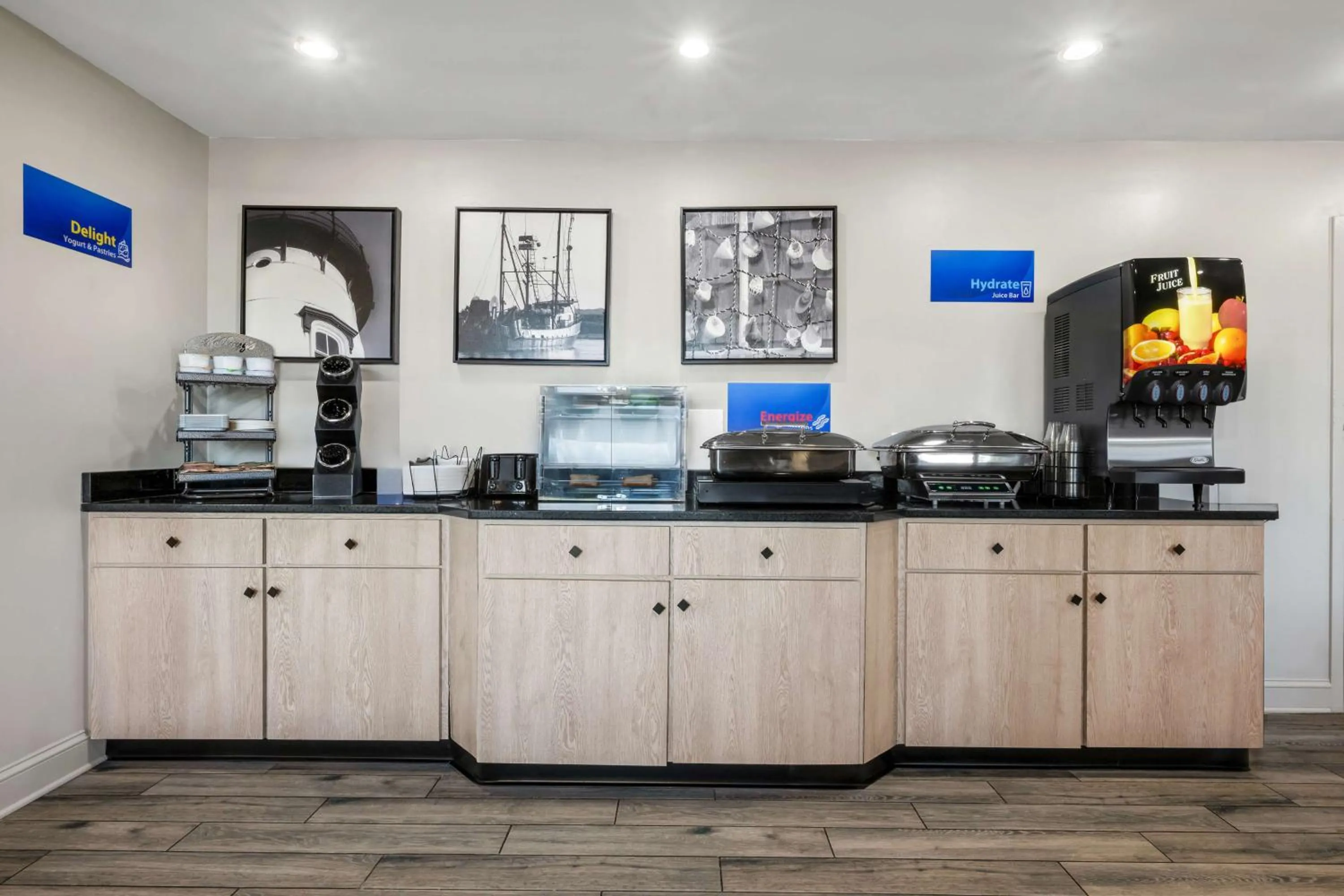 Breakfast in Best Western Dartmouth-New Bedford