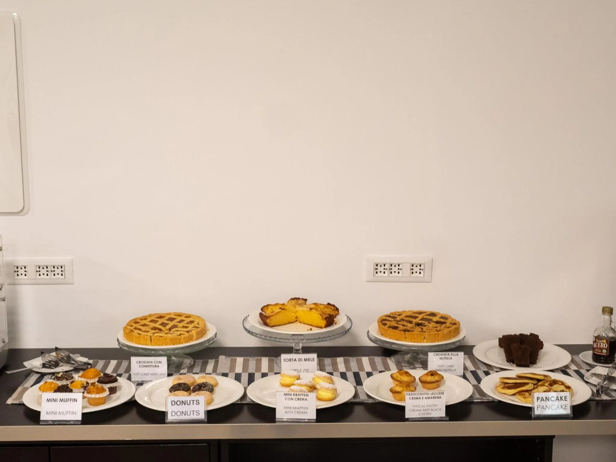 Restaurant/places to eat in Hotel Villa Maria