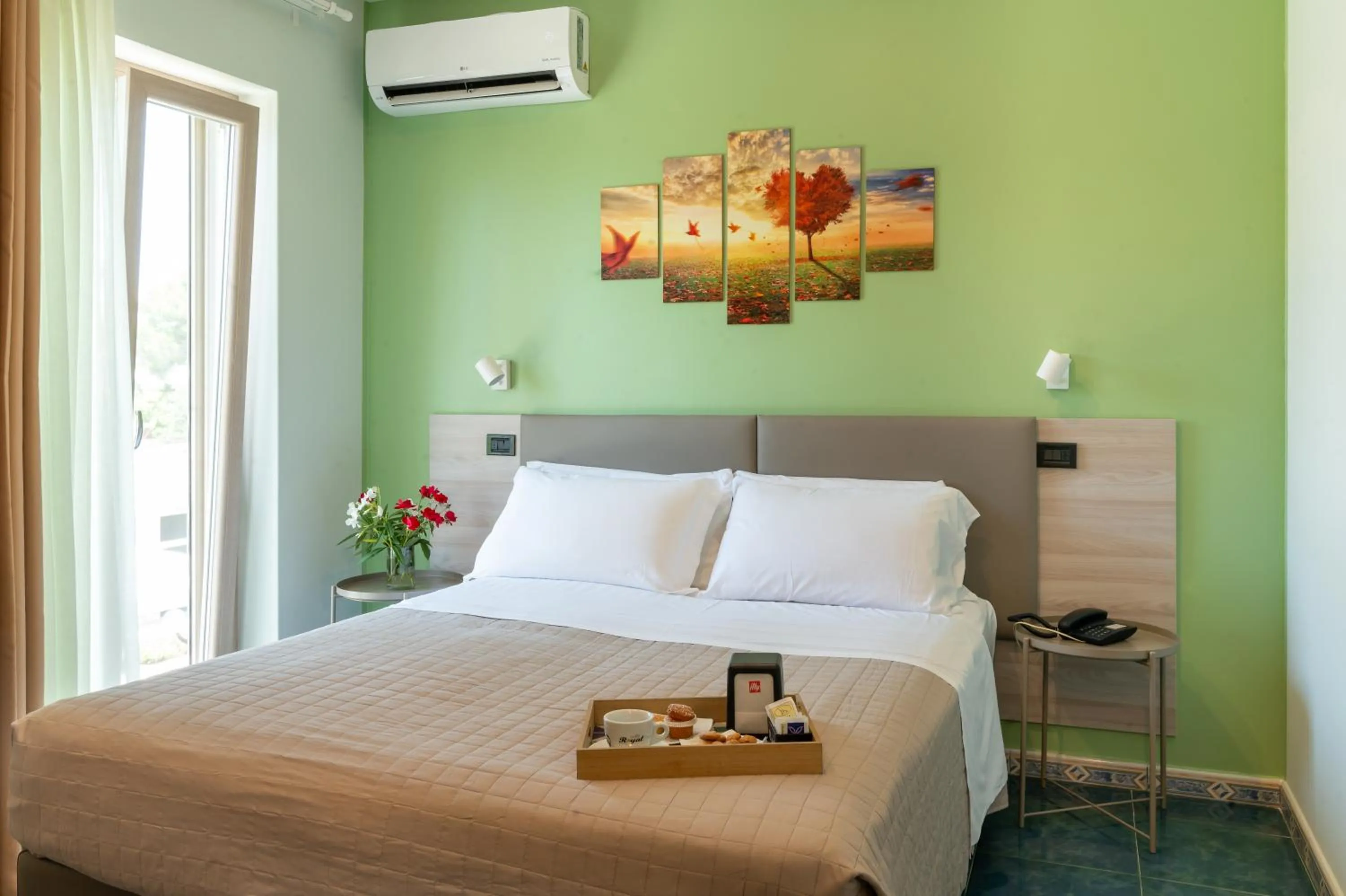 Bedroom, Bed in Hotel Villa Maria