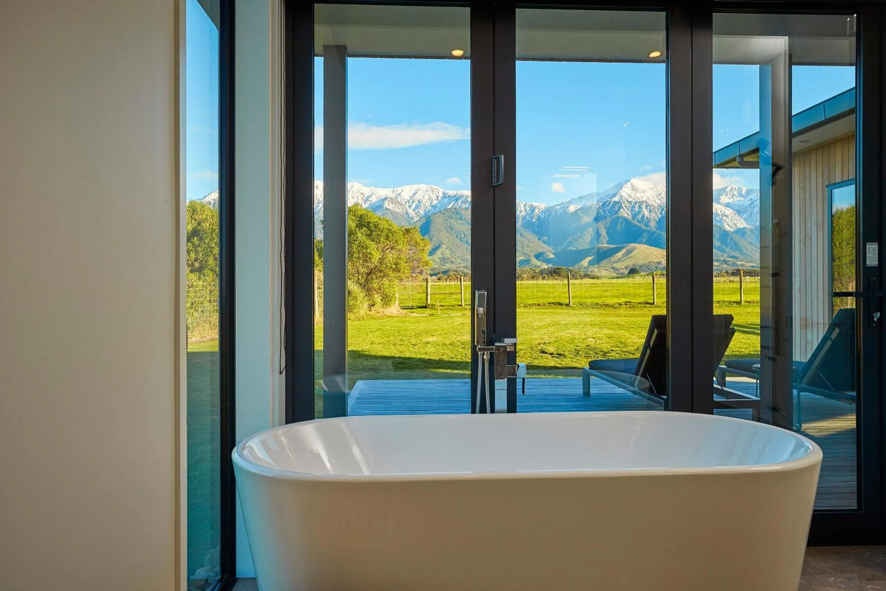 Bathroom in Glenburn Coastal Retreat