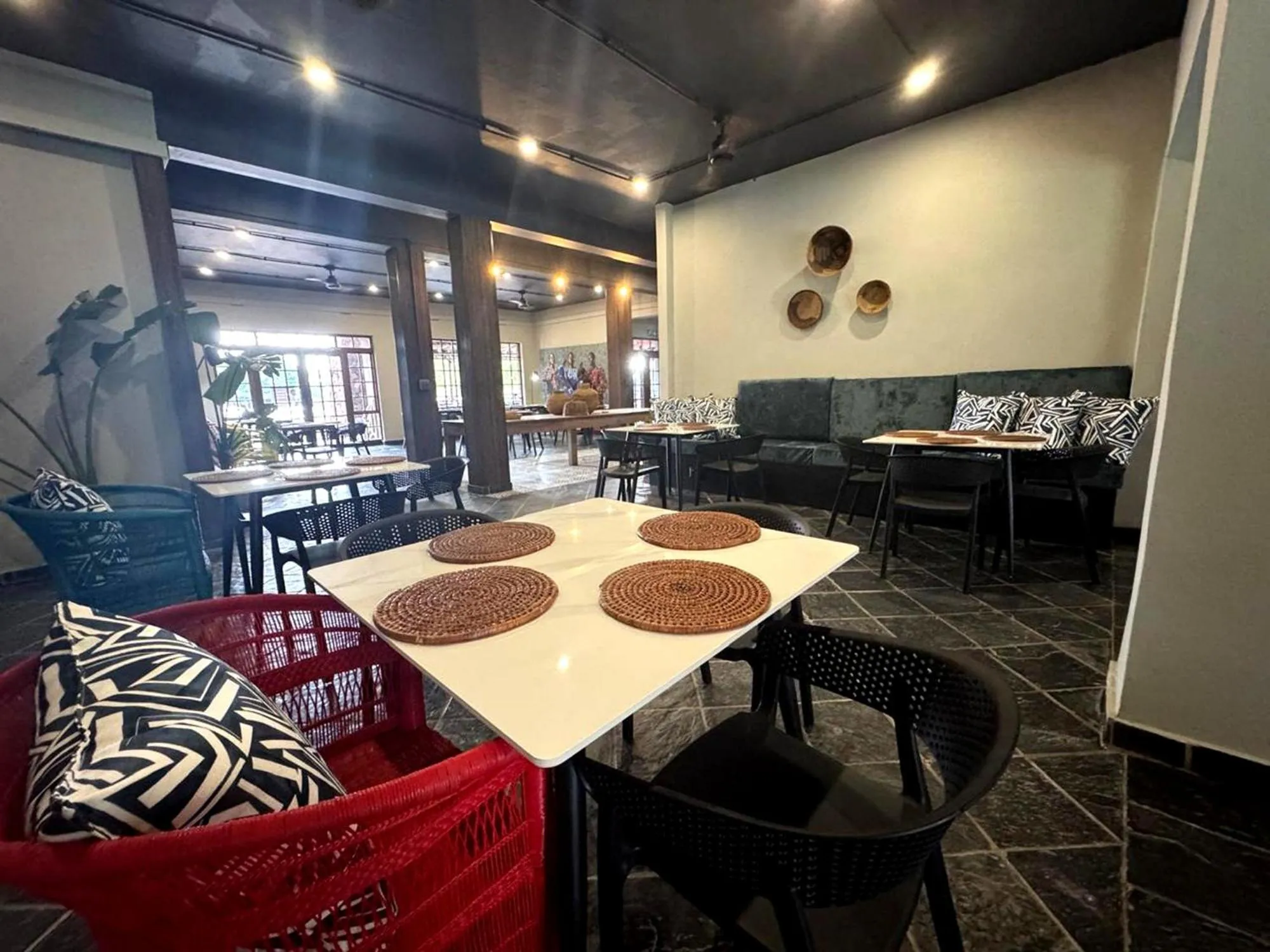 Restaurant/places to eat in Elephant Springs