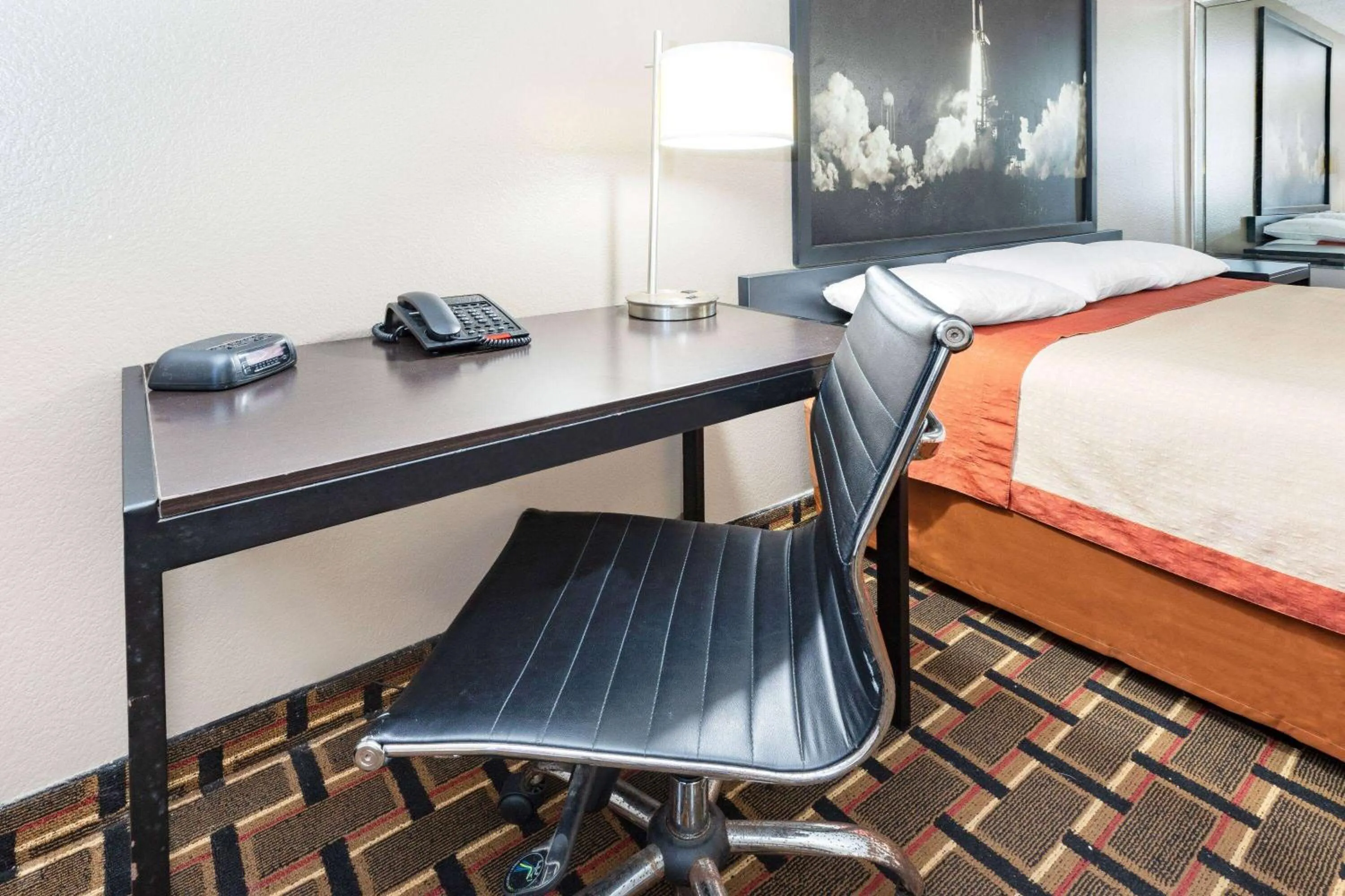 Photo of the whole room, Bed in Super 8 by Wyndham League City Kemah Area