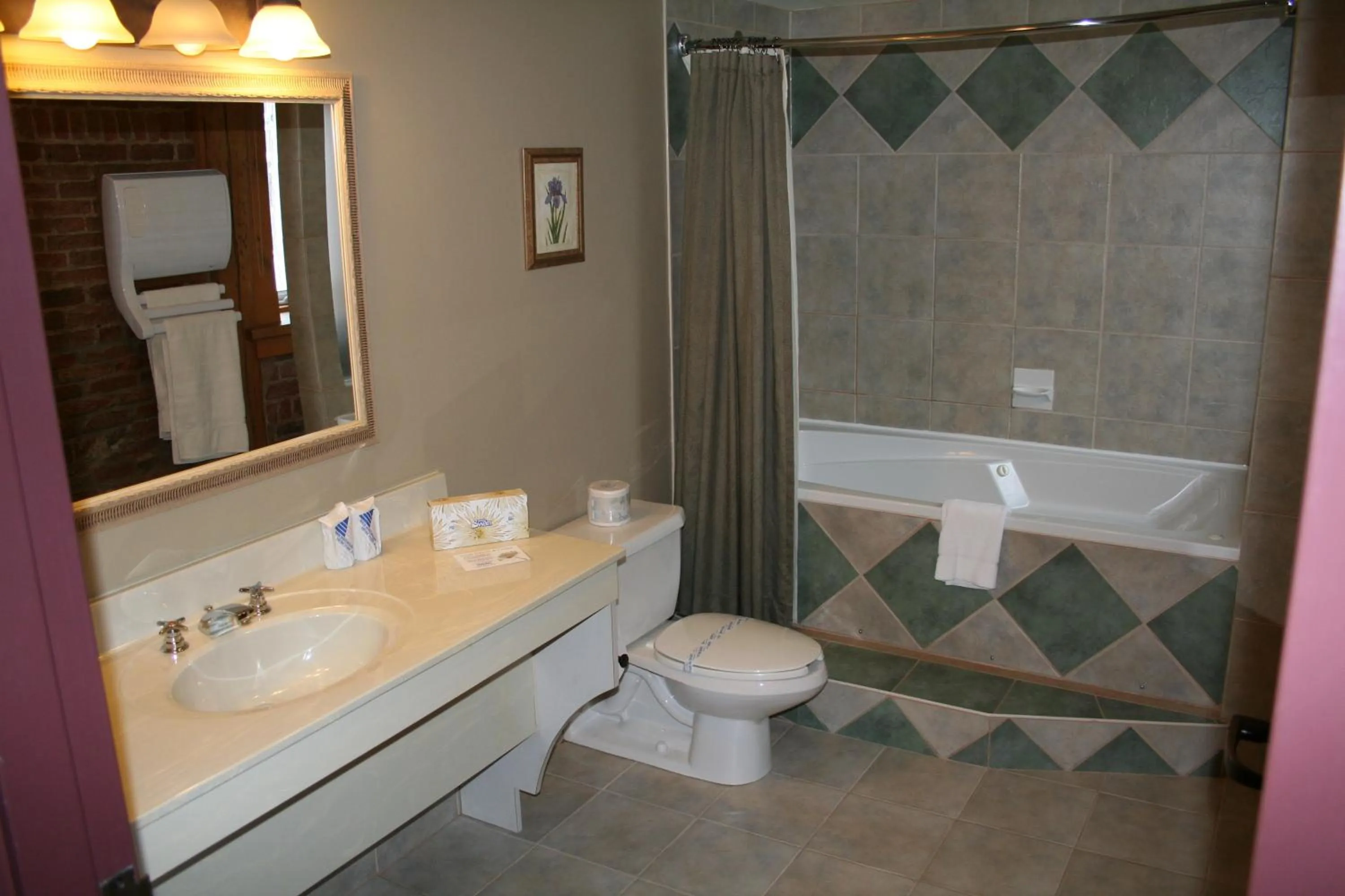 Bathroom in Murray Premises Hotel