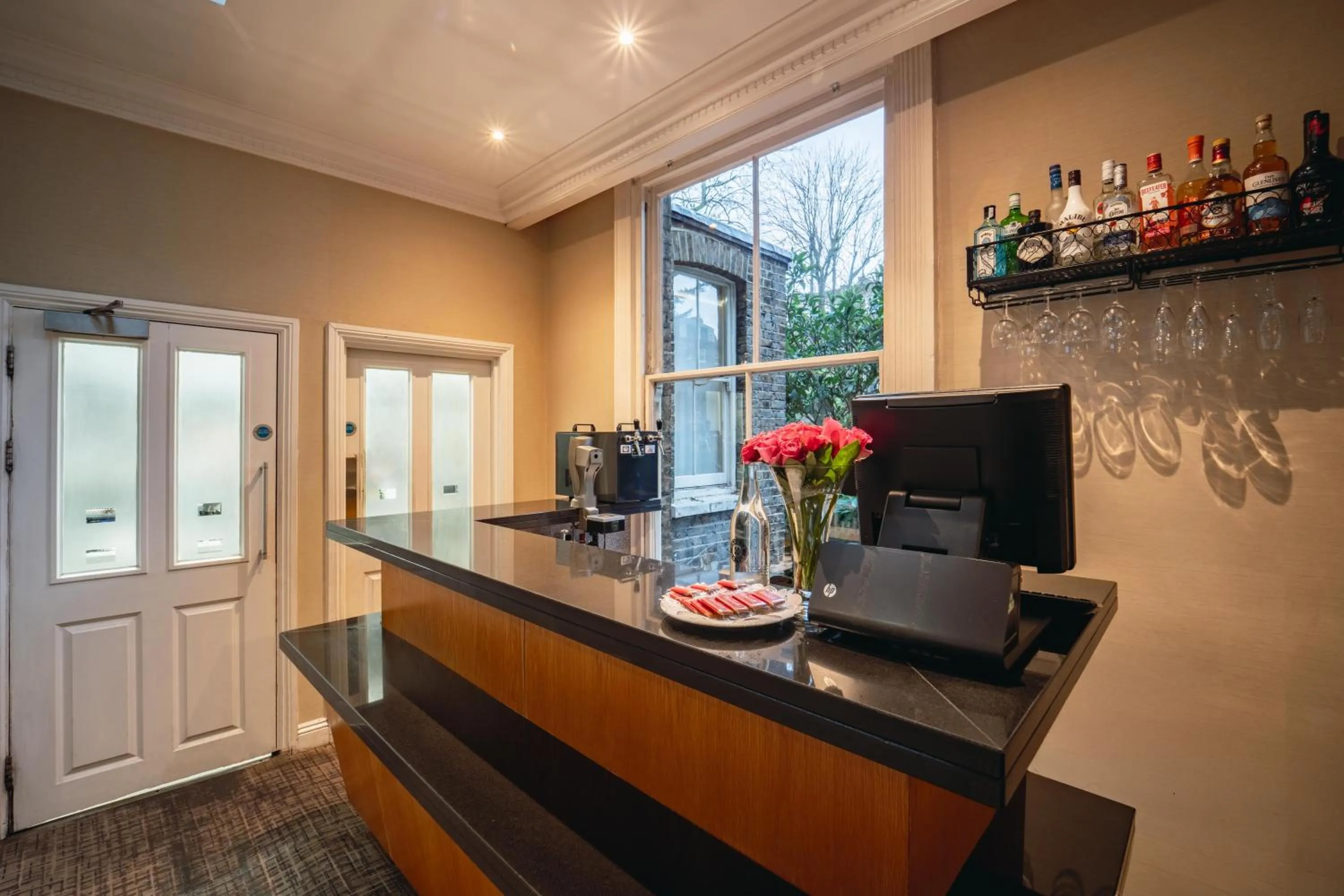 Coffee/tea facilities in Grange Beauchamp Hotel