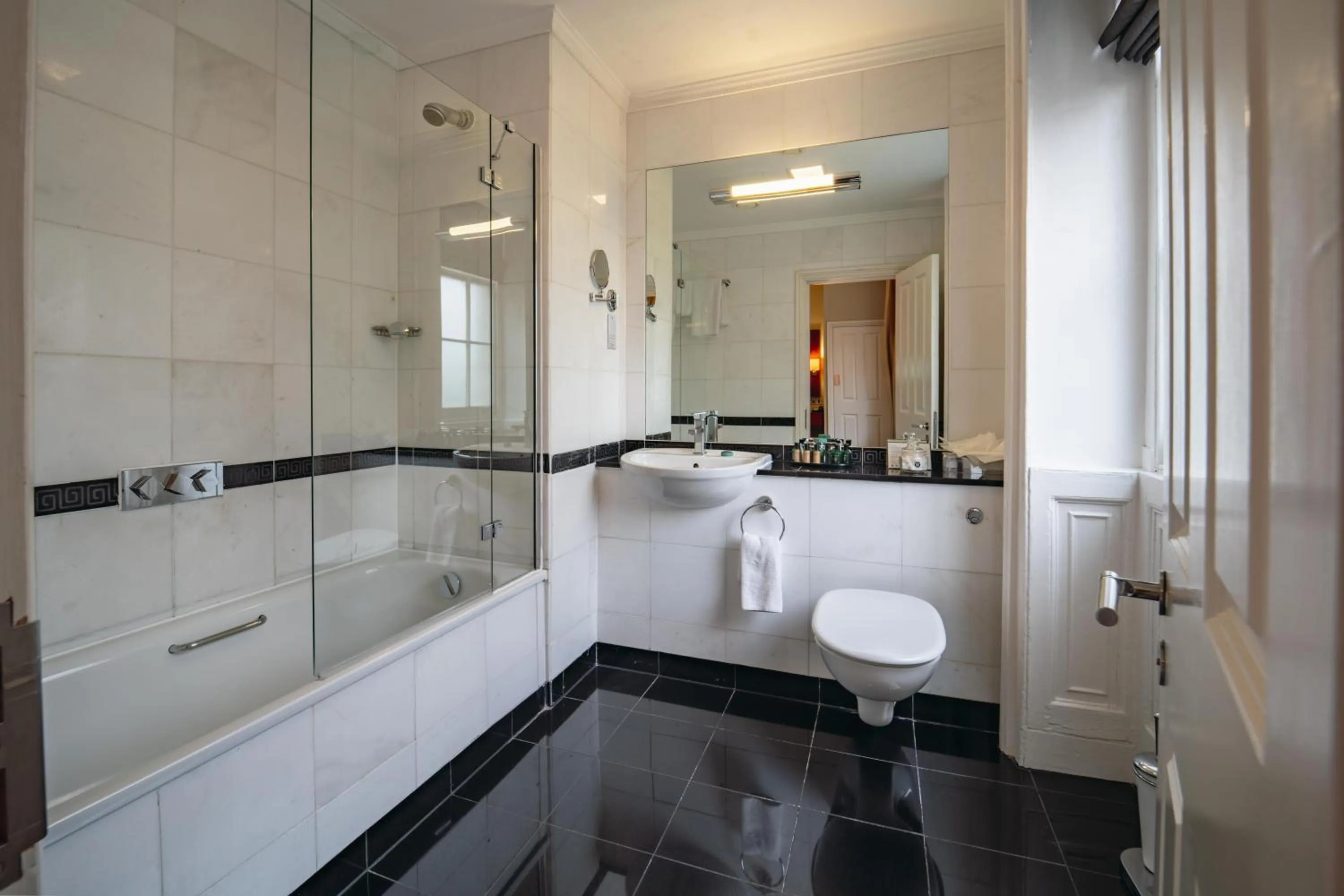 Shower in Grange Beauchamp Hotel