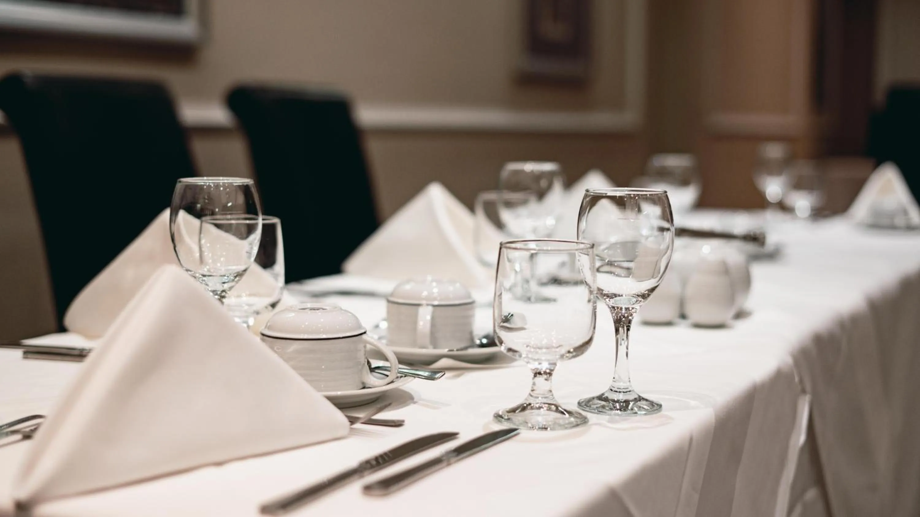 Restaurant/places to eat in Grange Beauchamp Hotel