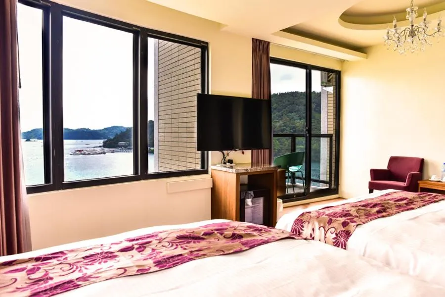 Bed in Miracolo View Hotel