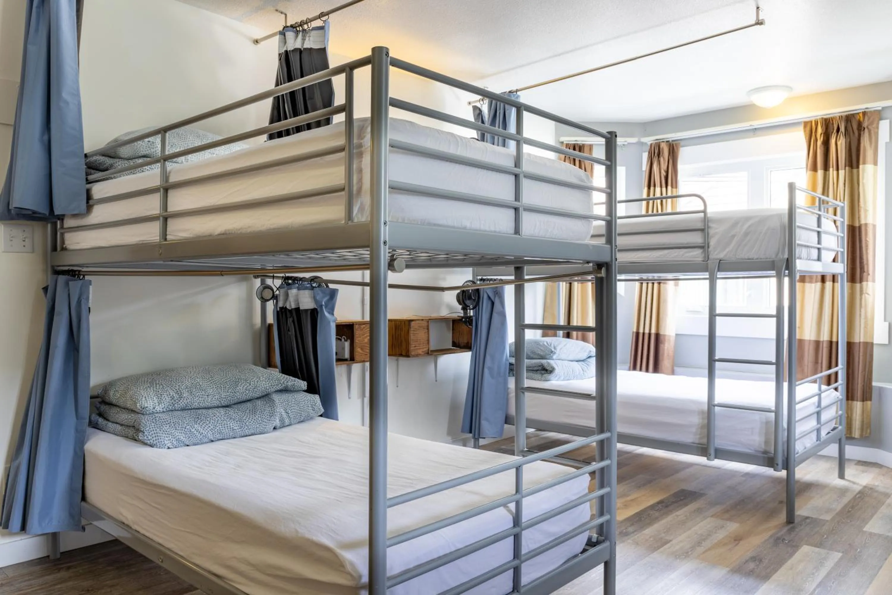 bunk bed, Bed in Samesun Banff Hostel