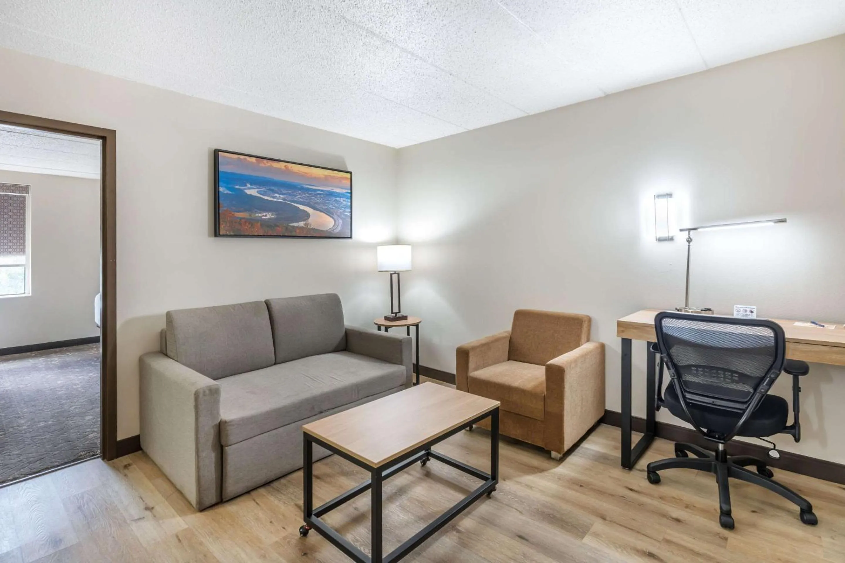 Living room in Comfort Inn & Suites Chattanooga-East Ridge