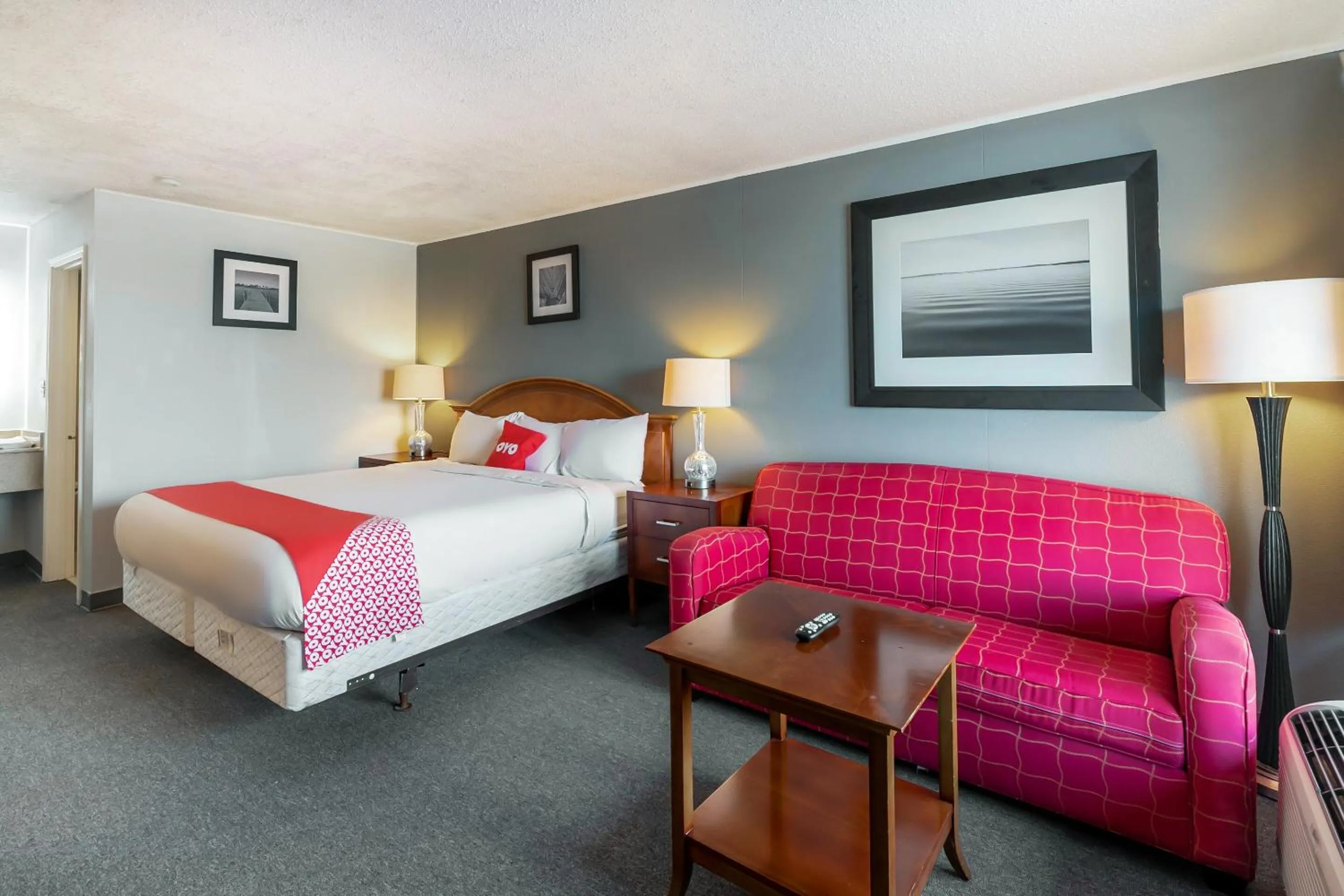 Bedroom, Bed in OYO Hotel Jennings Near Crowley, LA I-10