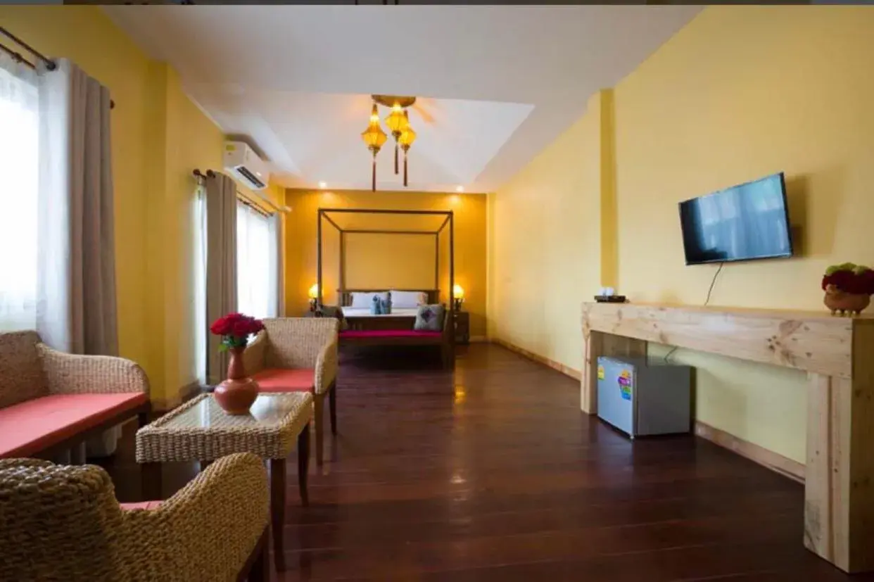 Junior Suite with Balcony in Sriananpura Junior Suite with Balcony in Sriananpura